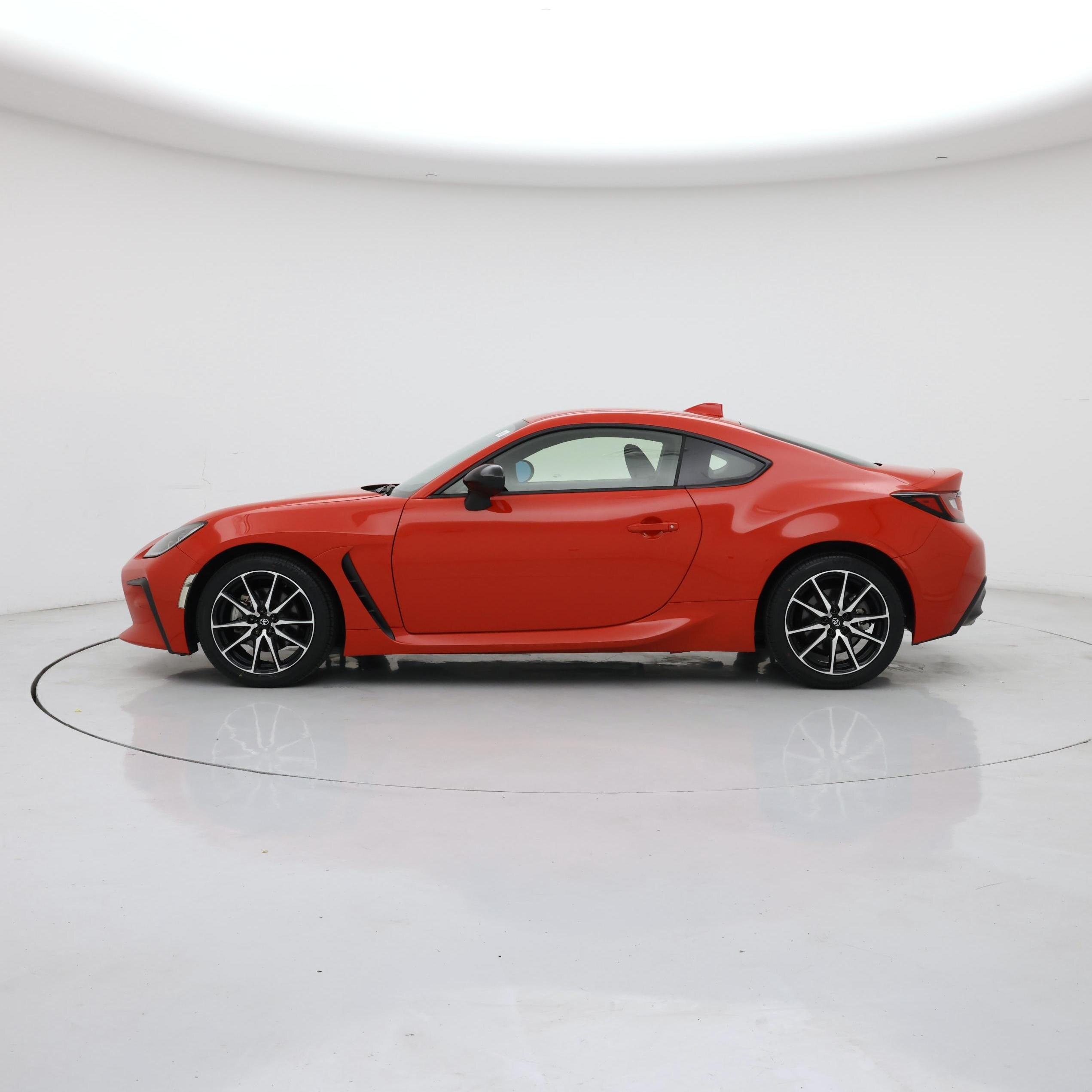 Thumbnail: 2023 Toyota GR86 - 3