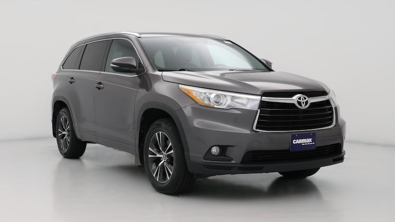 2016 Toyota Highlander XLE Hero Image