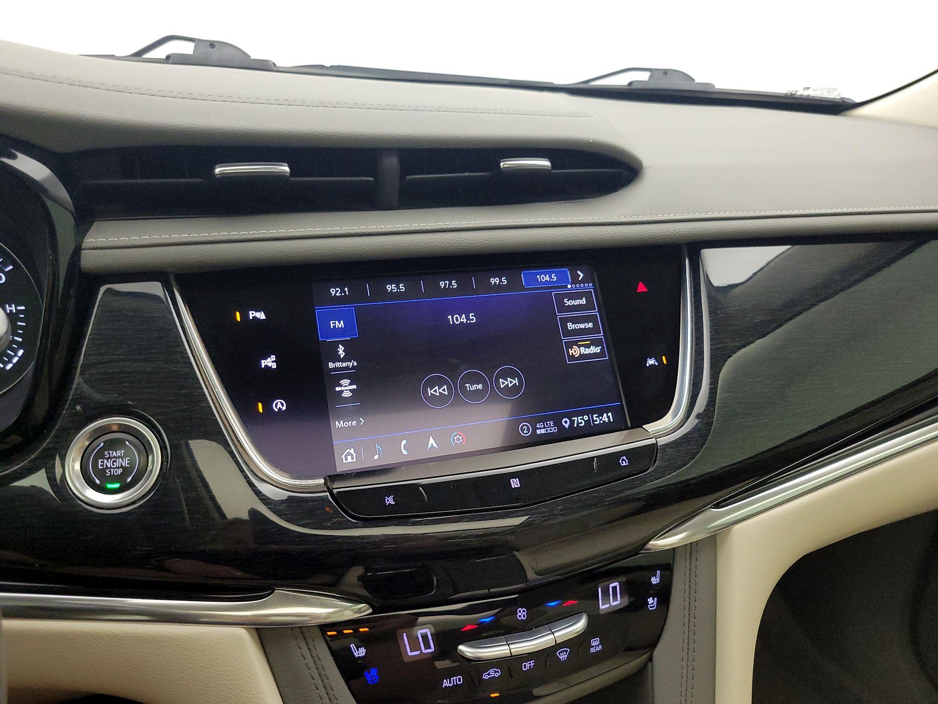Thumbnail: 2020 Cadillac XT6 - 16