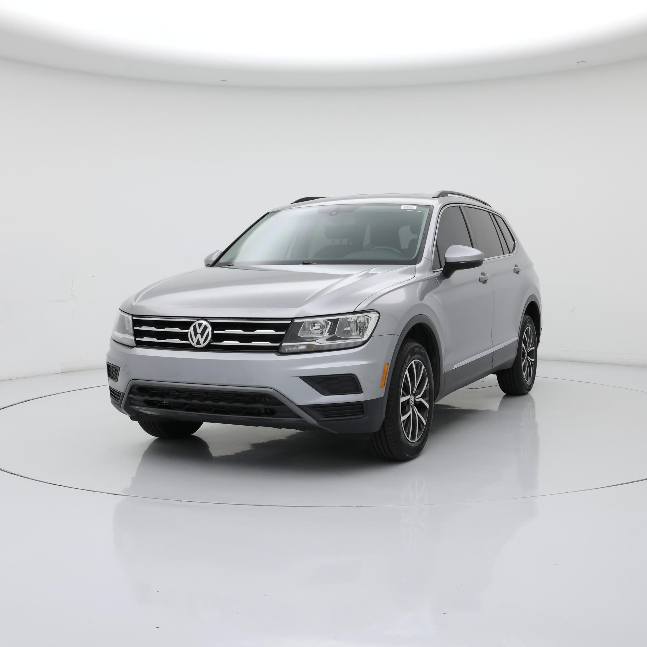 Thumbnail: 2020 Volkswagen Tiguan - 4