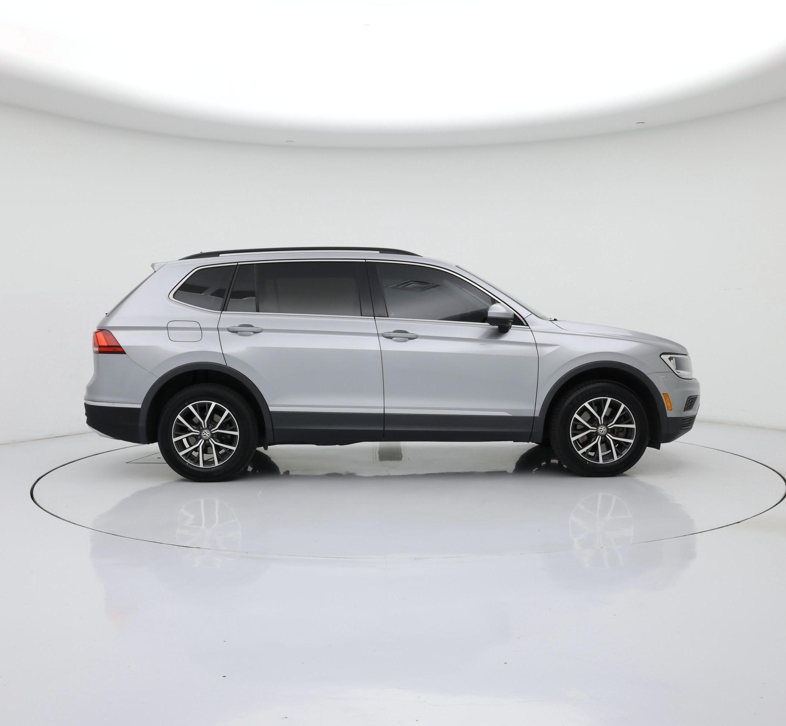 Thumbnail: 2020 Volkswagen Tiguan - 7