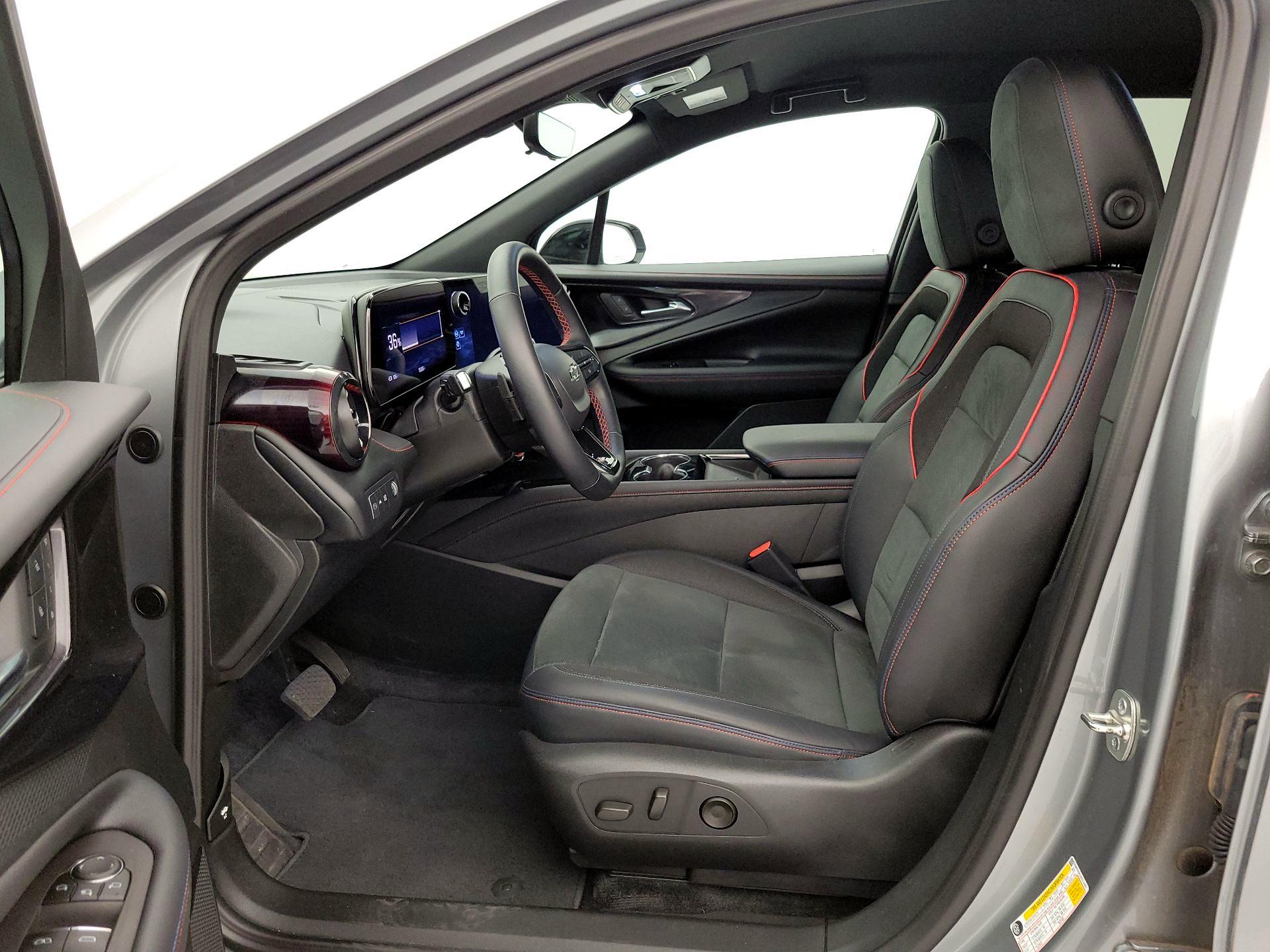 Thumbnail: 2024 Chevrolet Blazer EV - 11