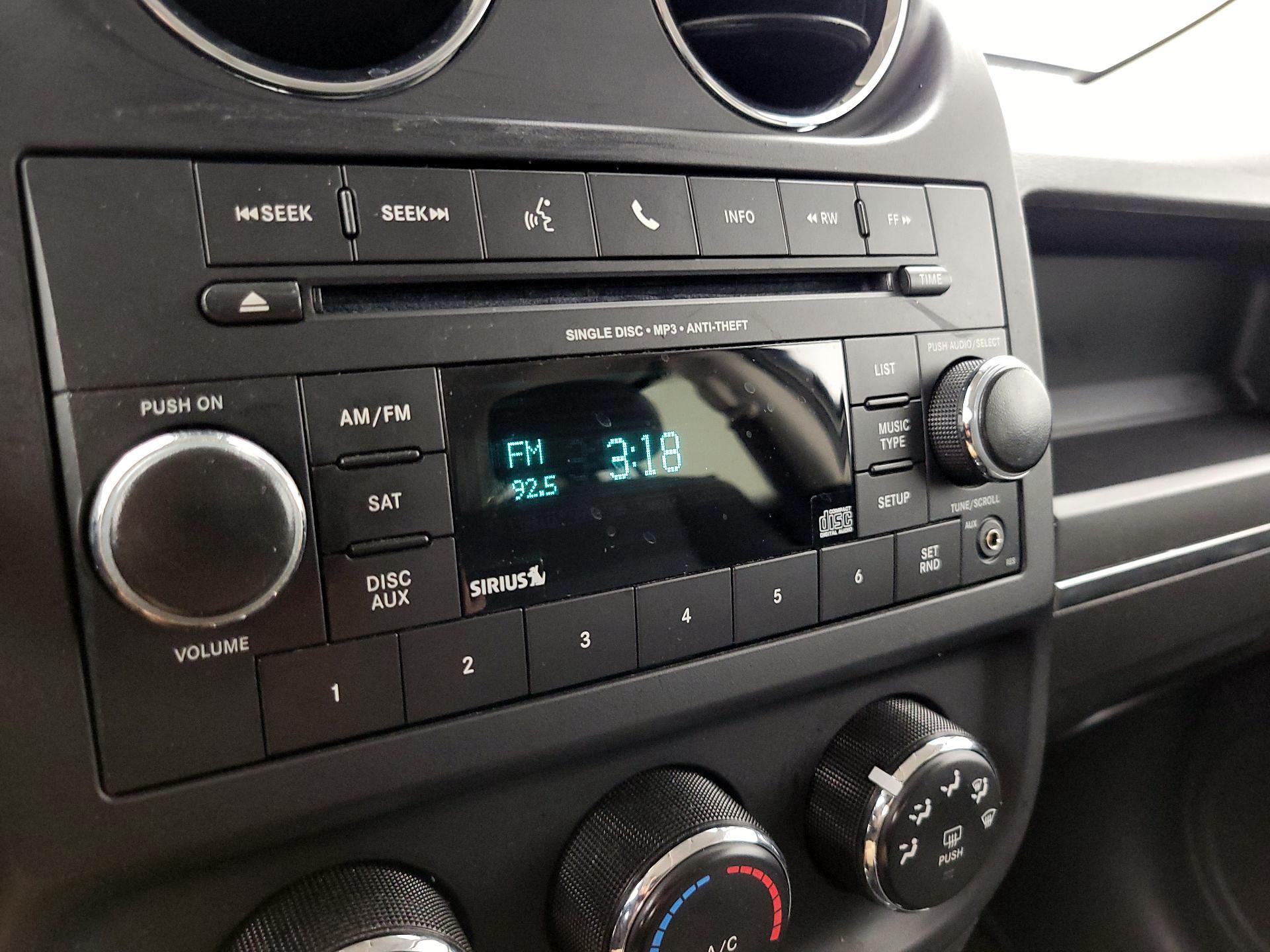 Thumbnail: 2016 Jeep Patriot - 13