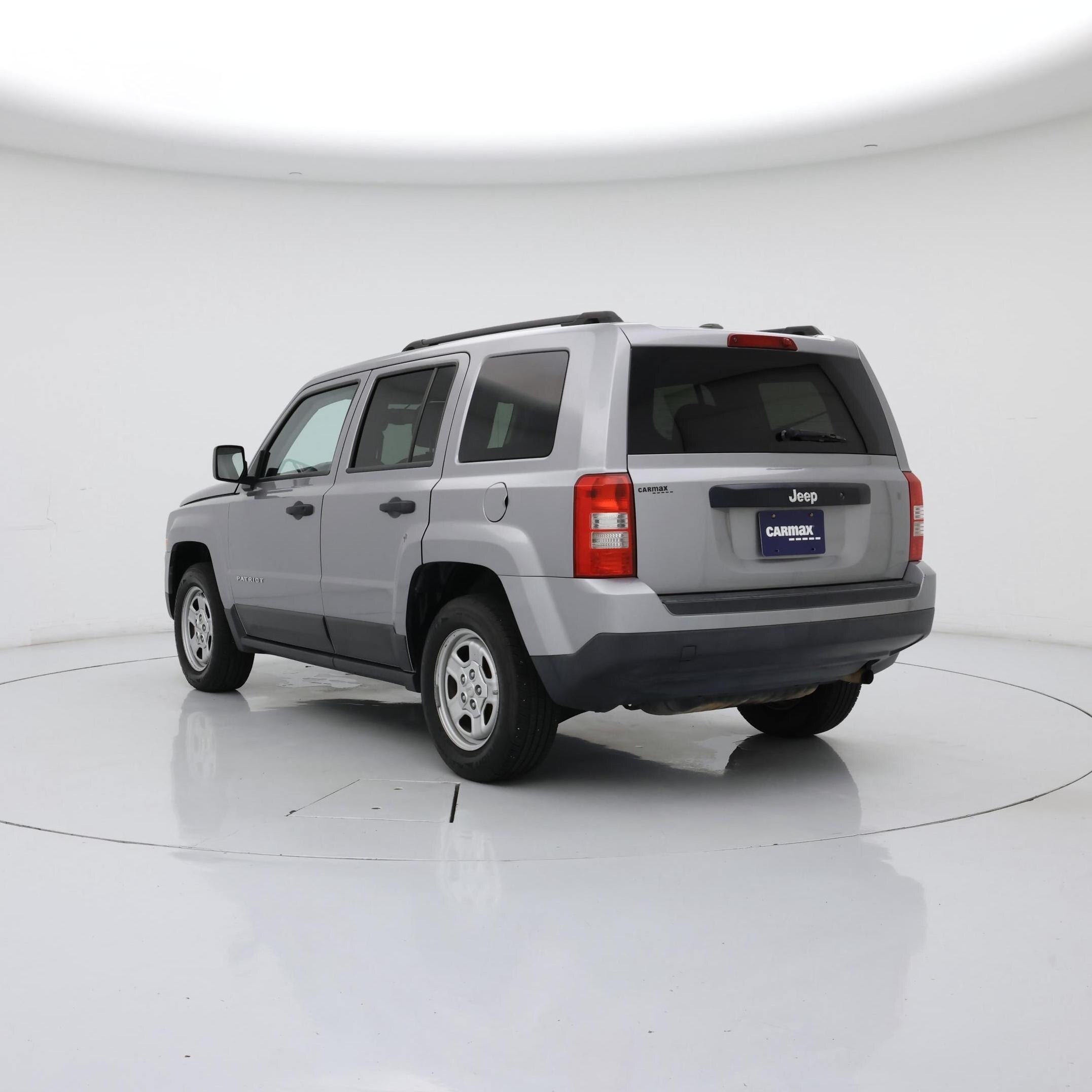 Thumbnail: 2016 Jeep Patriot - 2