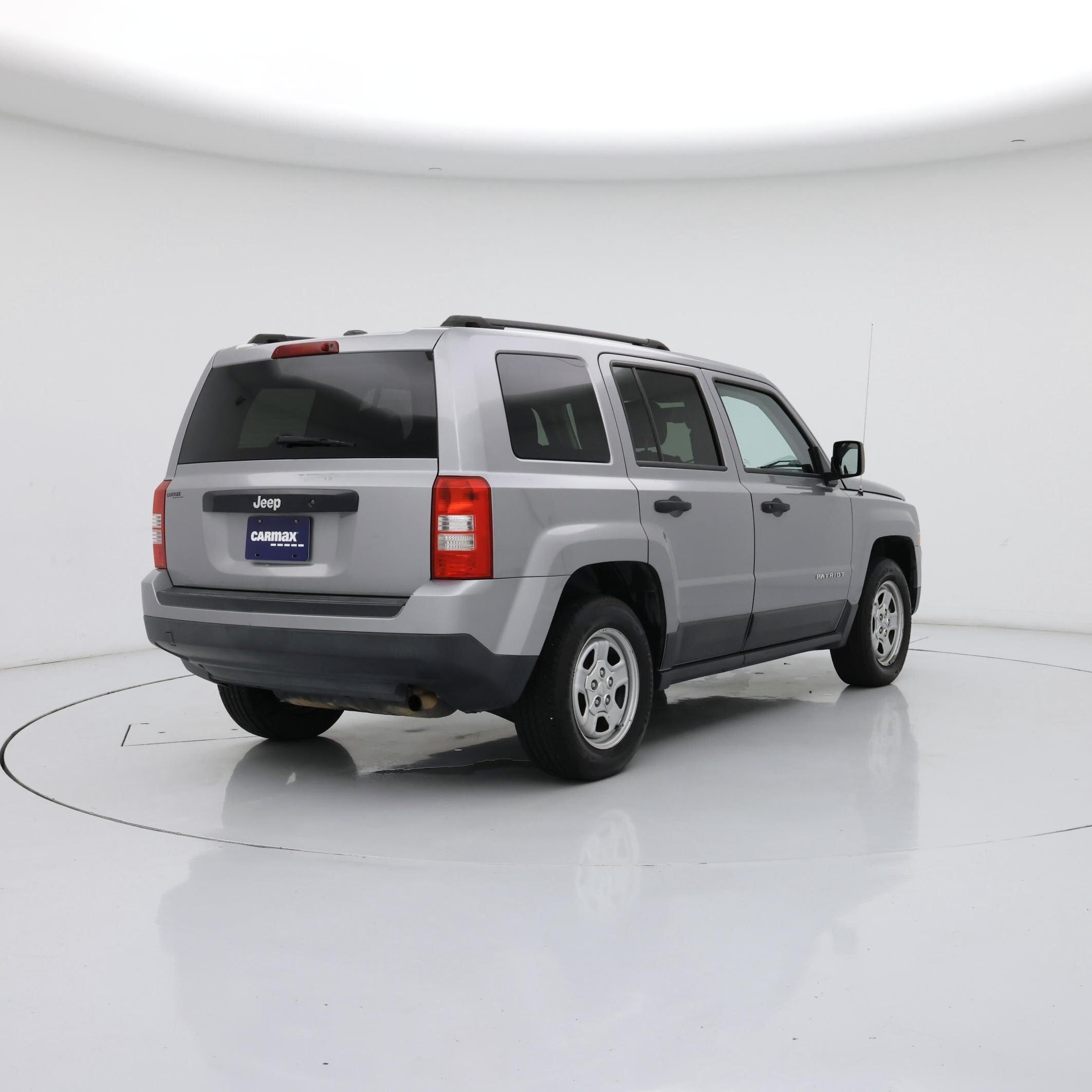 Thumbnail: 2016 Jeep Patriot - 8