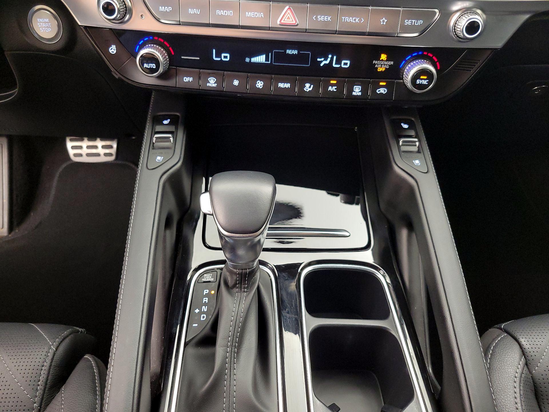 Thumbnail: 2023 Kia Telluride - 18