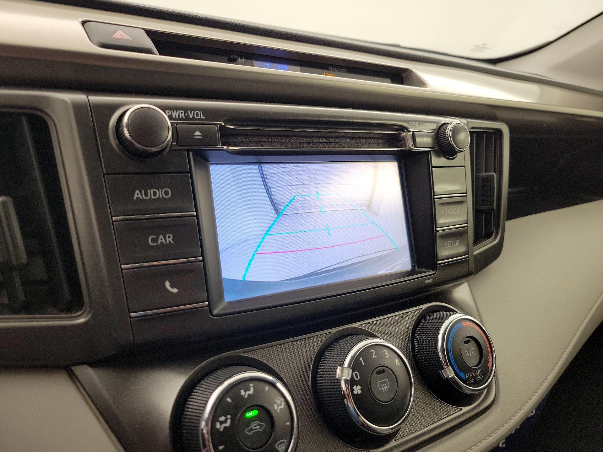 Thumbnail: 2014 Toyota RAV4 - 14