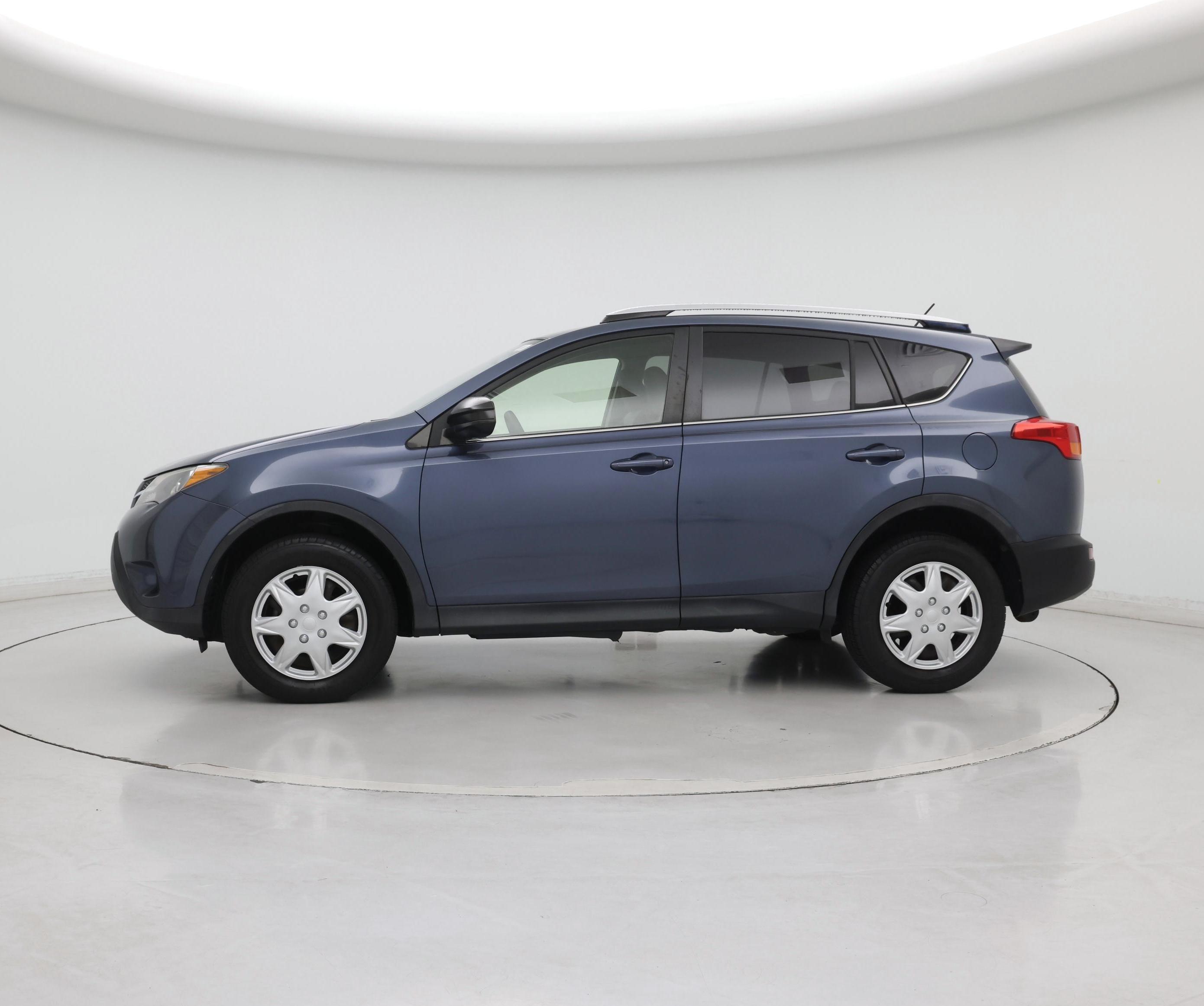 Thumbnail: 2014 Toyota RAV4 - 3