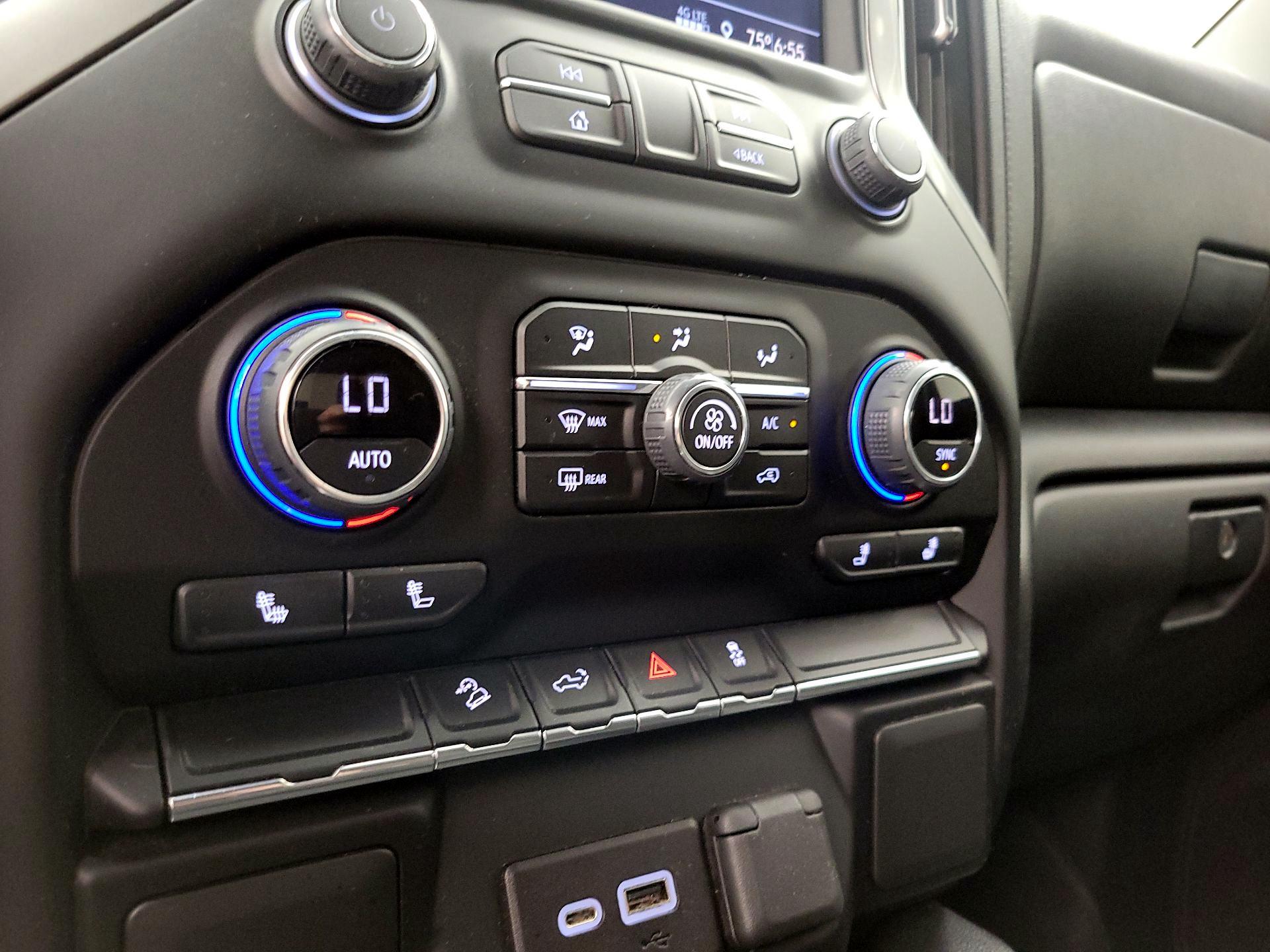Thumbnail: 2021 Chevrolet Silverado 1500 - 16