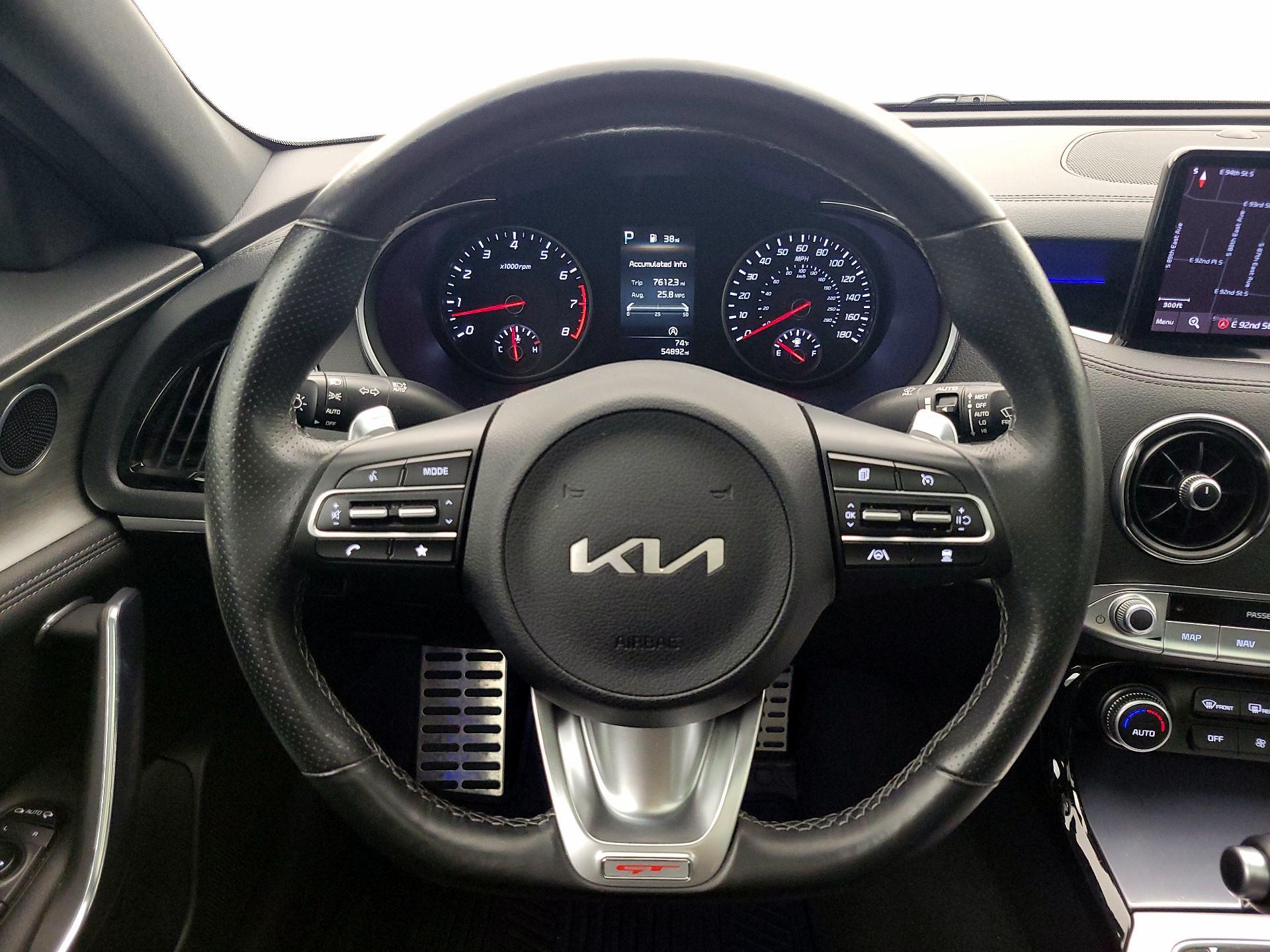 Thumbnail: 2022 Kia Stinger - 10