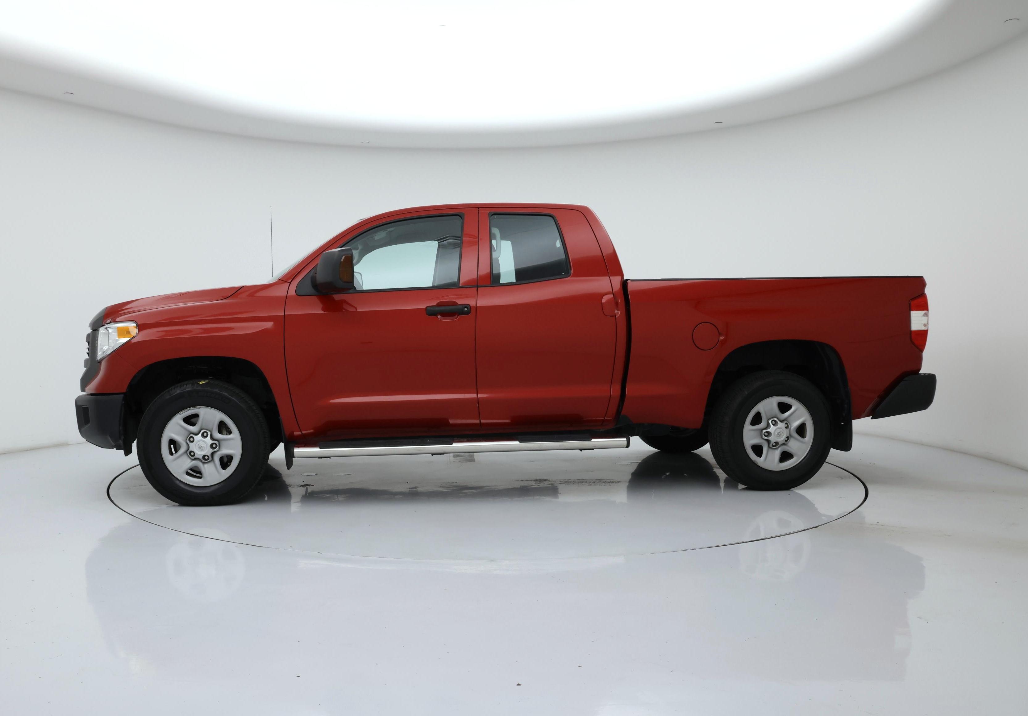 Thumbnail: 2017 Toyota Tundra - 3