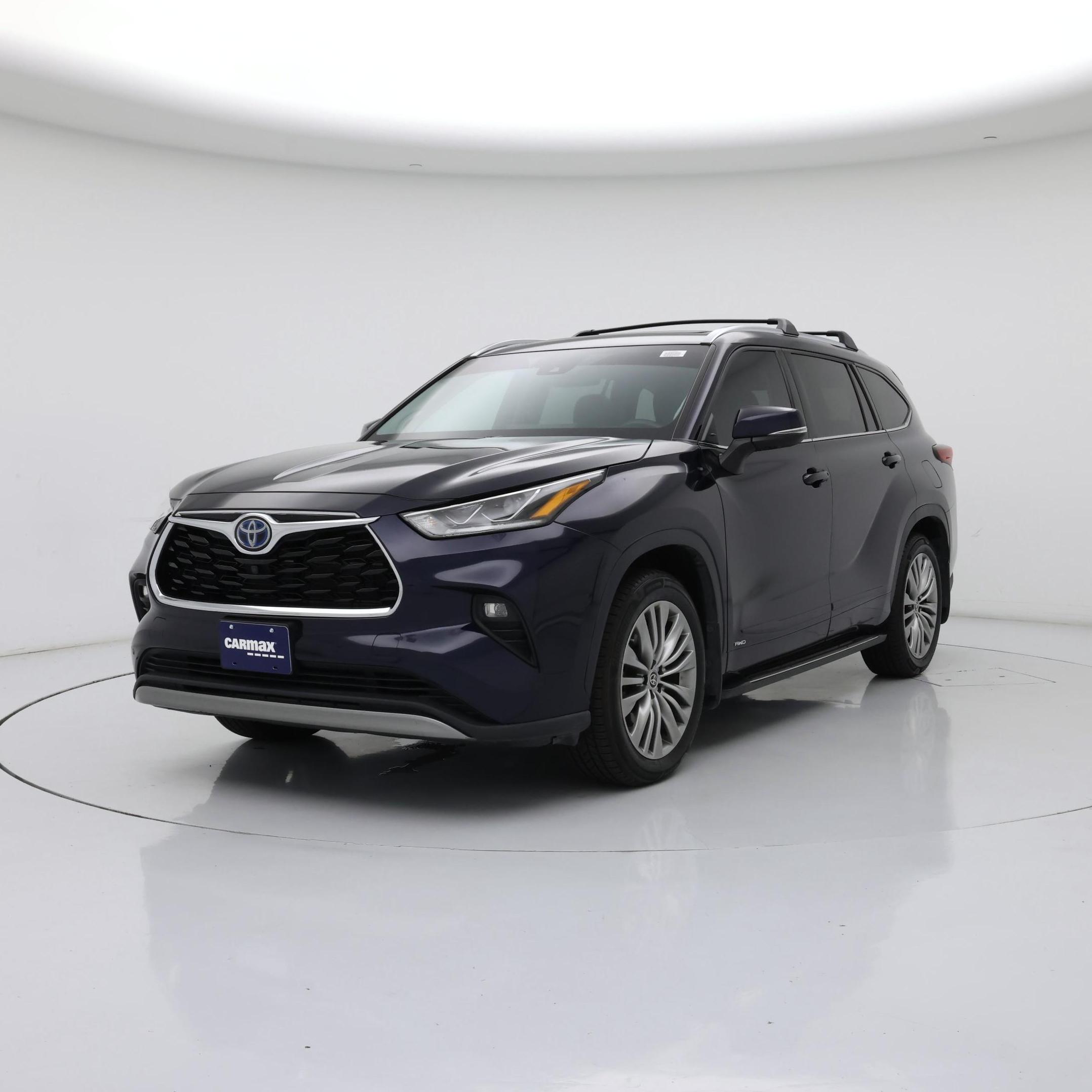 Thumbnail: 2022 Toyota Highlander - 4