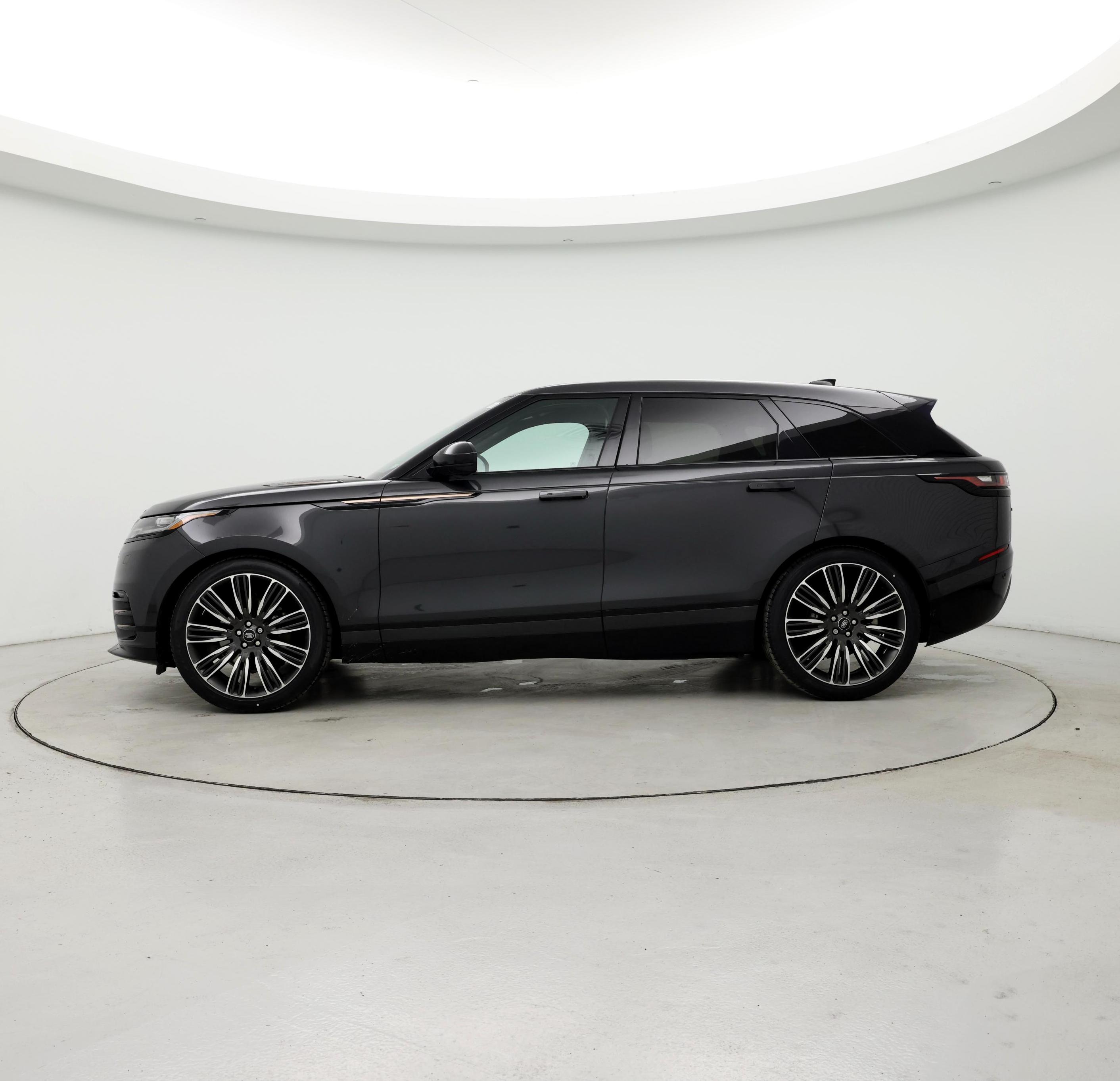 Thumbnail: 2022 Land Rover Range Rover Velar - 3