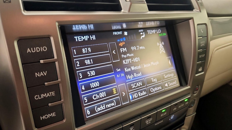 2015 Lexus GX 460 16