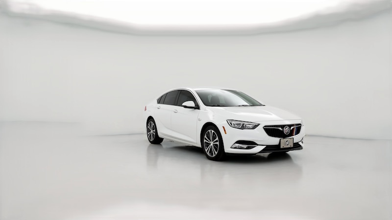 2018 Buick Regal Essence Hero Image