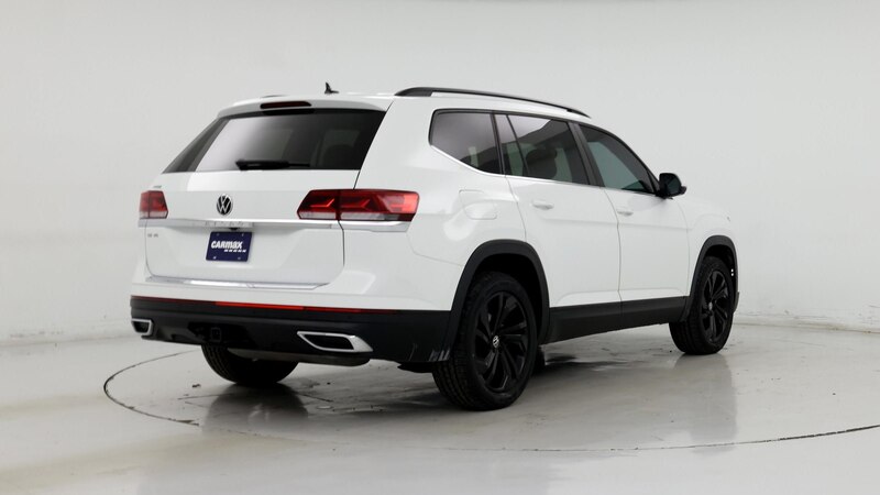 2022 Volkswagen Atlas SE 8