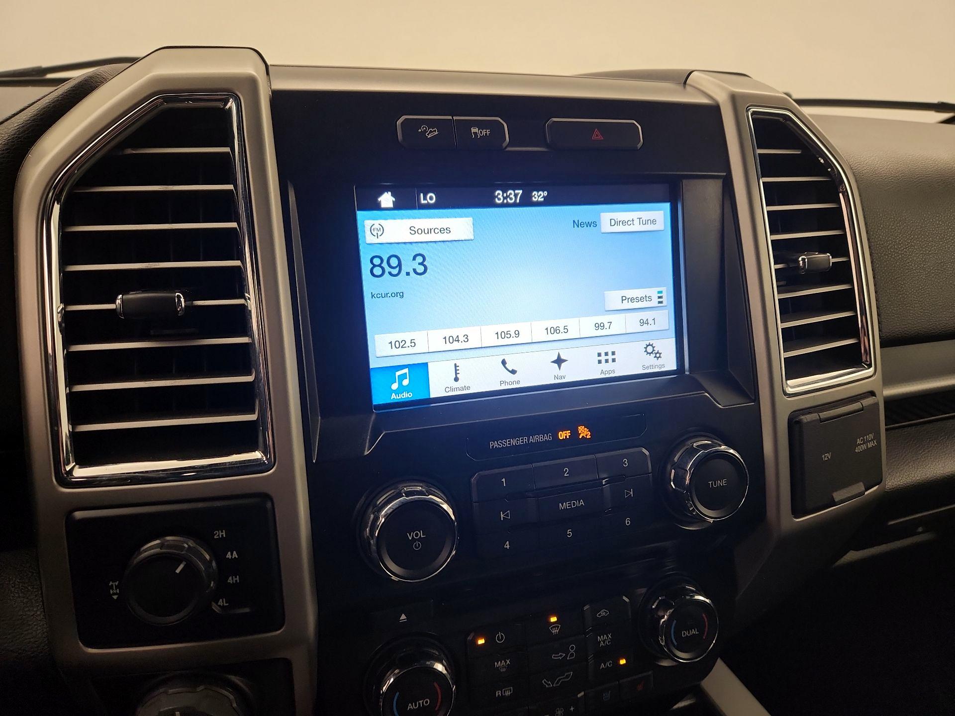 Thumbnail: 2016 Ford F-150 - 16