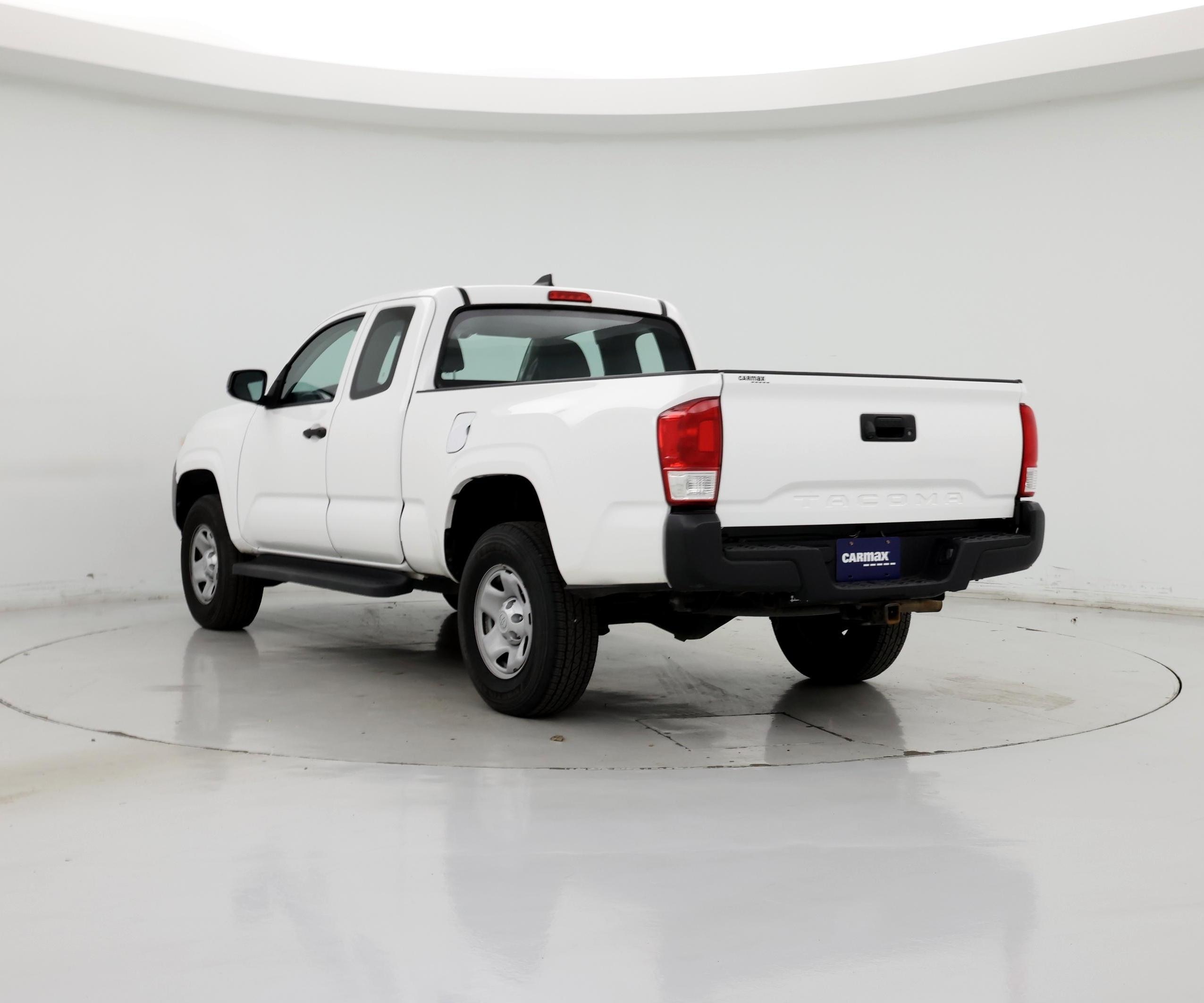 Thumbnail: 2017 Toyota Tacoma - 2