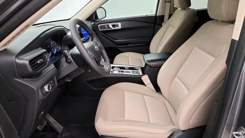 2021 Ford Explorer  11