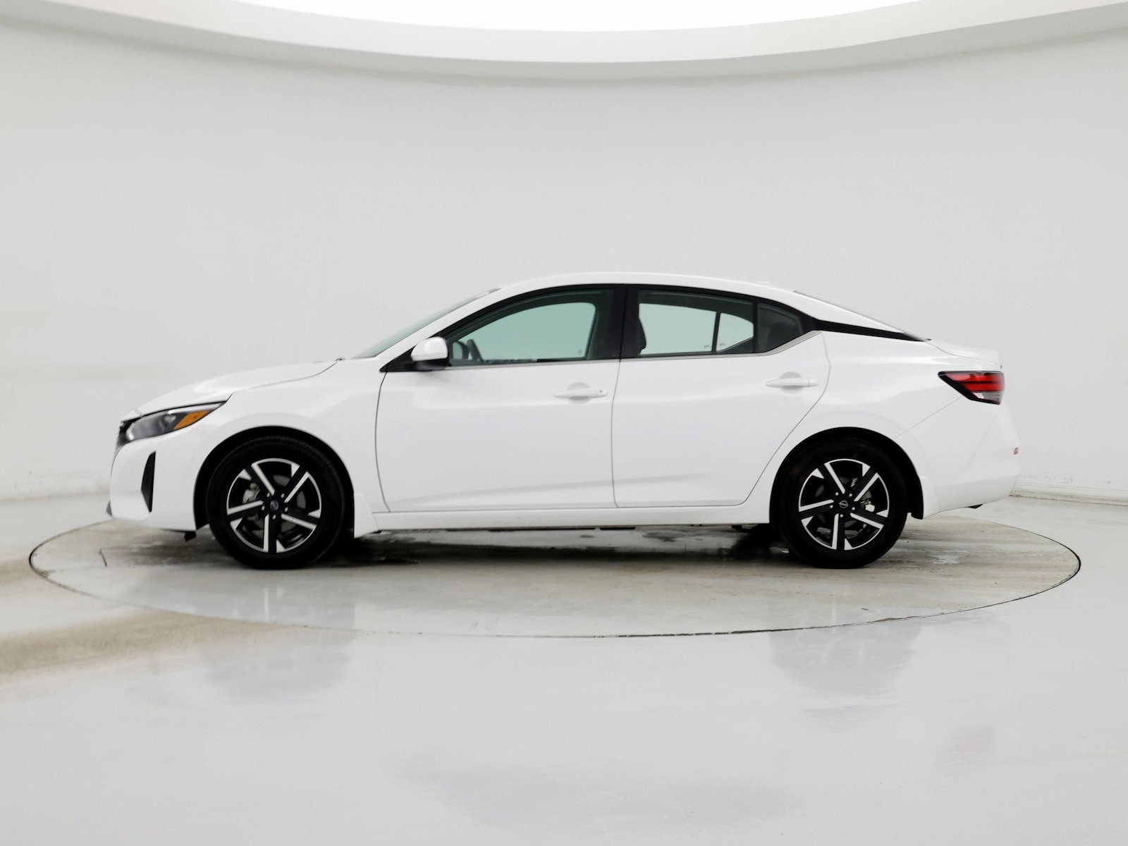Image 4 of 2024 Nissan Sentra SV