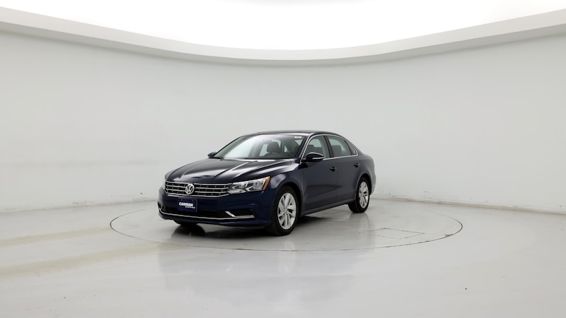 2018 Volkswagen Passat SE 4