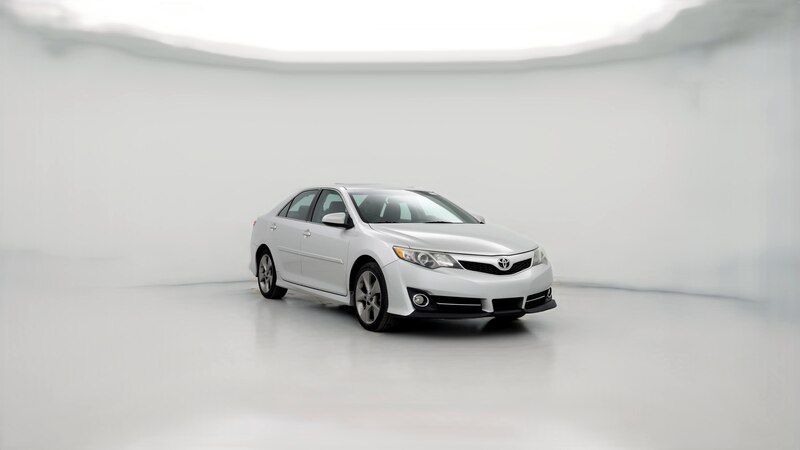 2014 Toyota Camry SE Hero Image