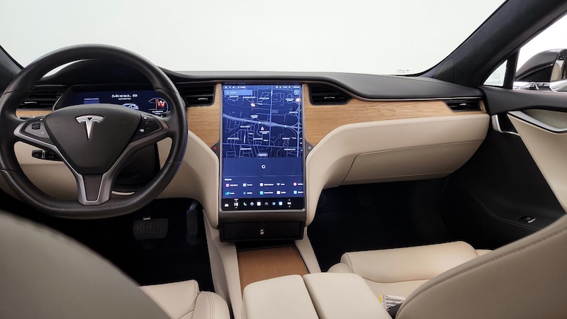 2020 Tesla Model S Long Range 9