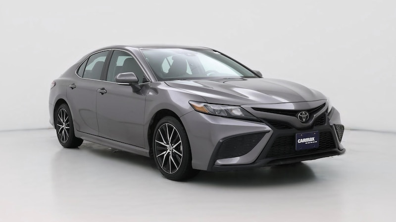 2024 Toyota Camry SE Hero Image