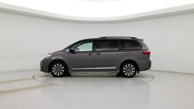 2020 Toyota Sienna LE 3