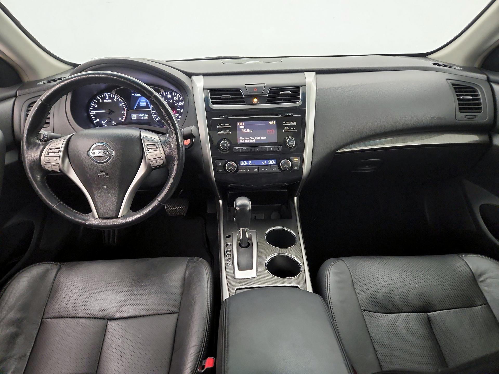 Thumbnail: 2013 Nissan Altima - 9