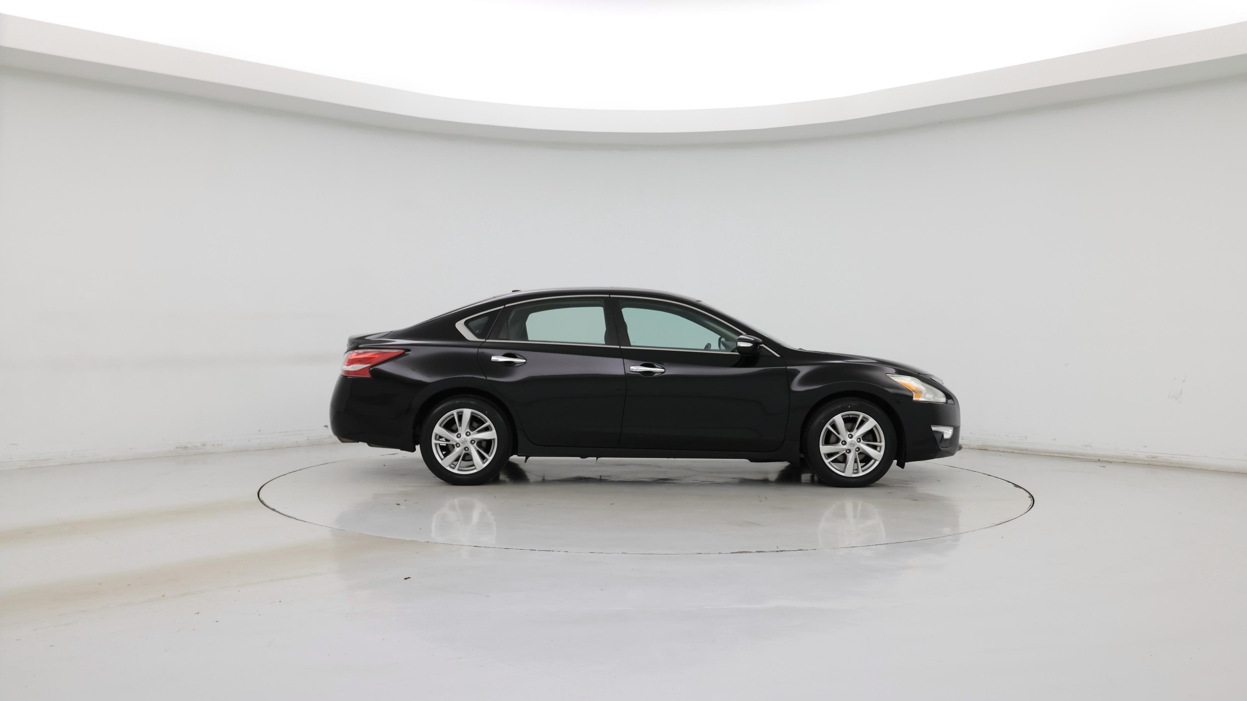 Thumbnail: 2013 Nissan Altima - 7
