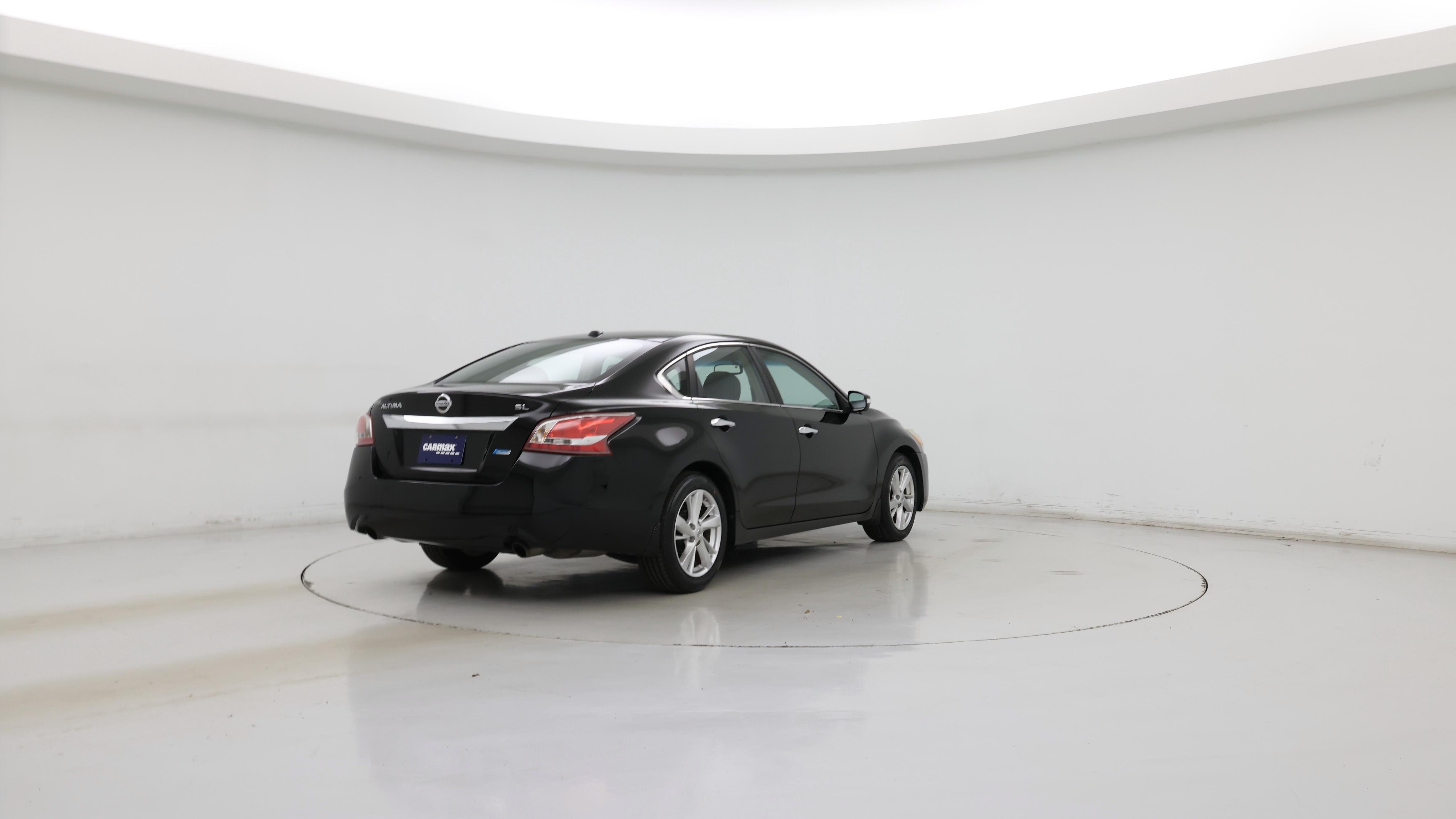 Thumbnail: 2013 Nissan Altima - 8