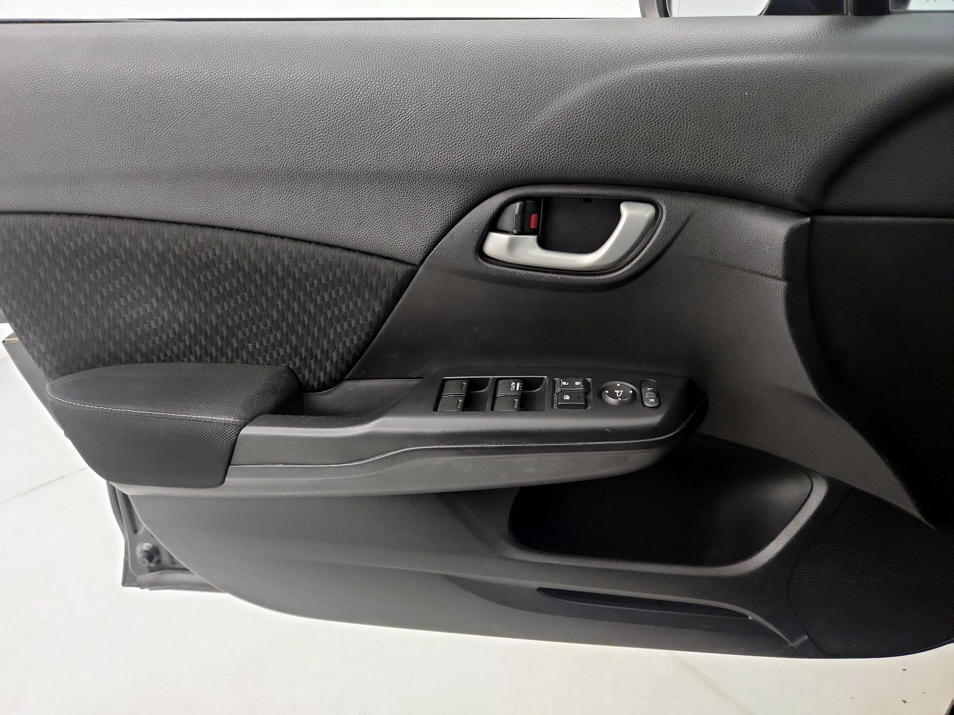 Thumbnail: 2015 Honda Civic - 12