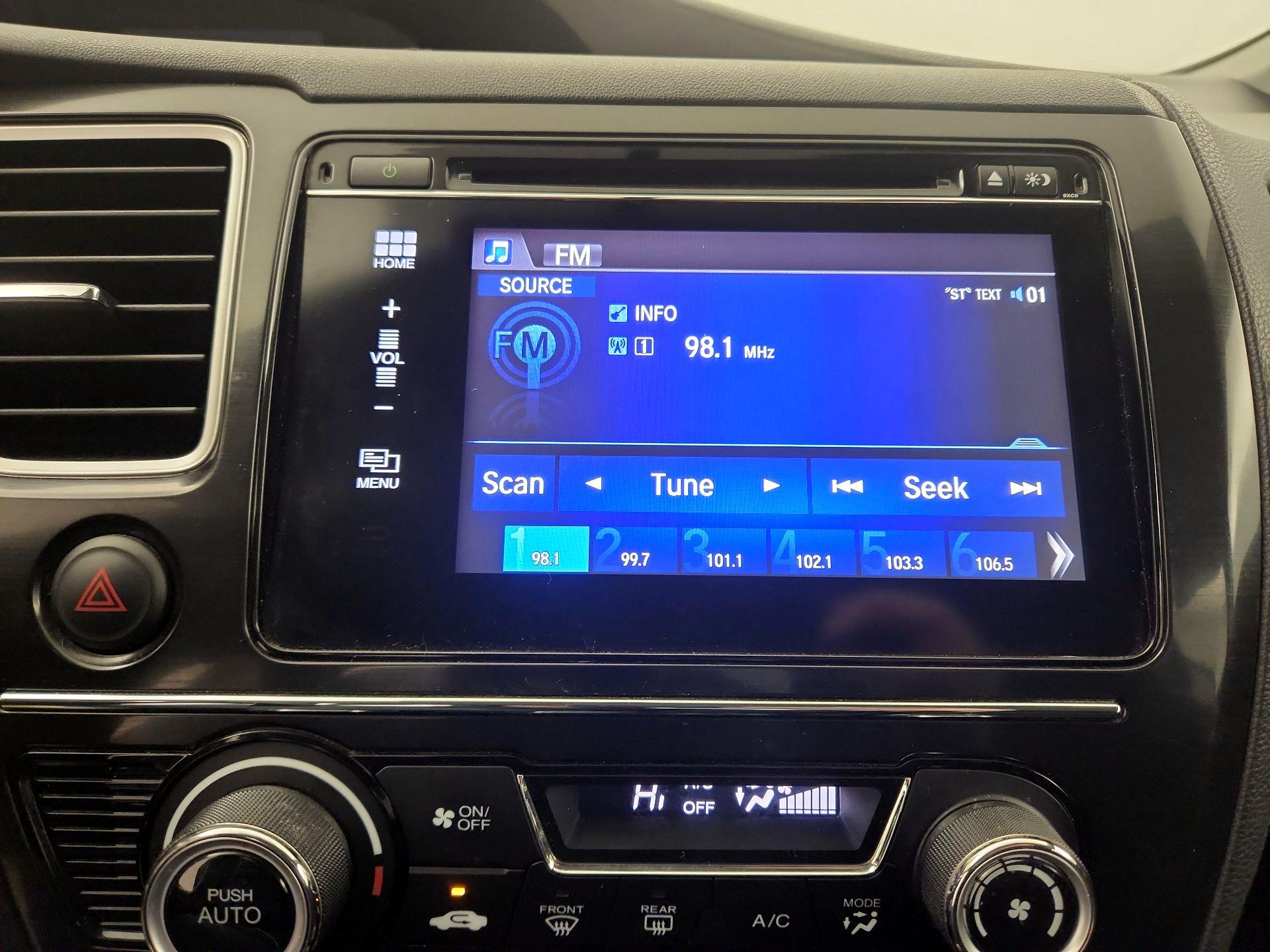 Thumbnail: 2015 Honda Civic - 15
