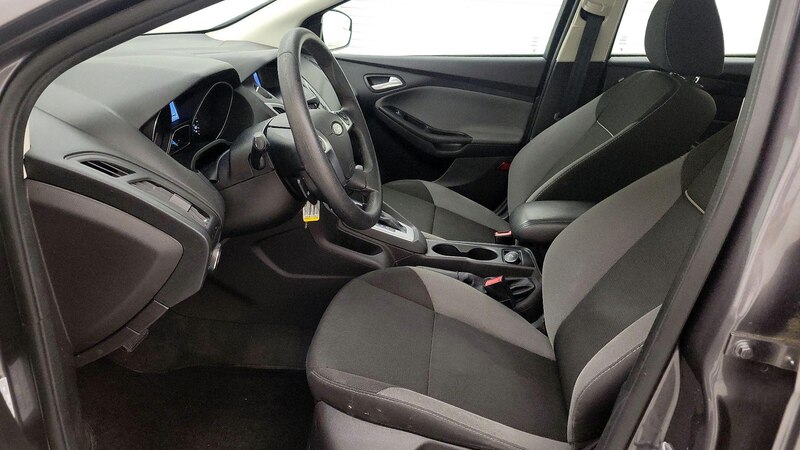 2014 Ford Focus SE 11