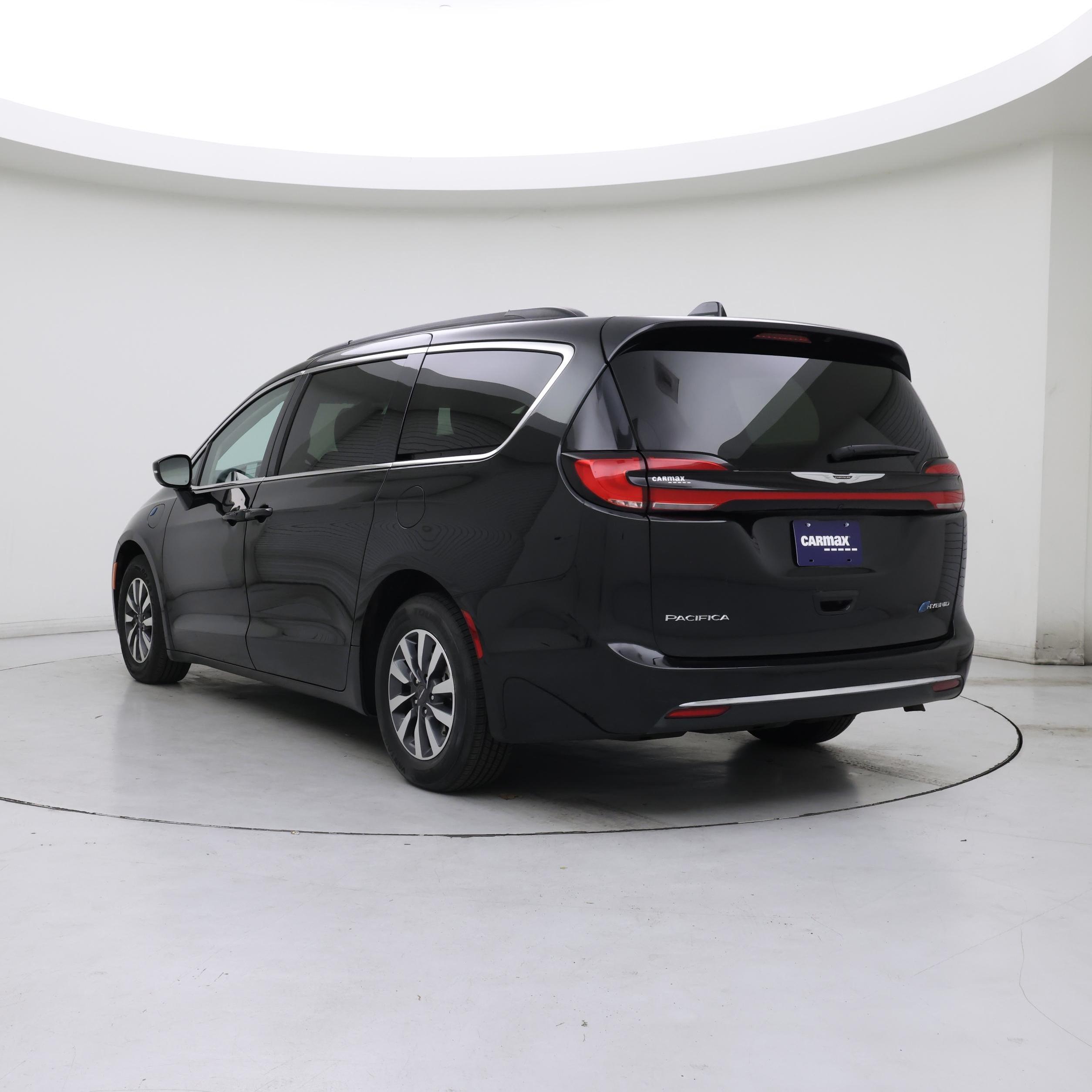 Thumbnail: 2022 Chrysler Pacifica - 2