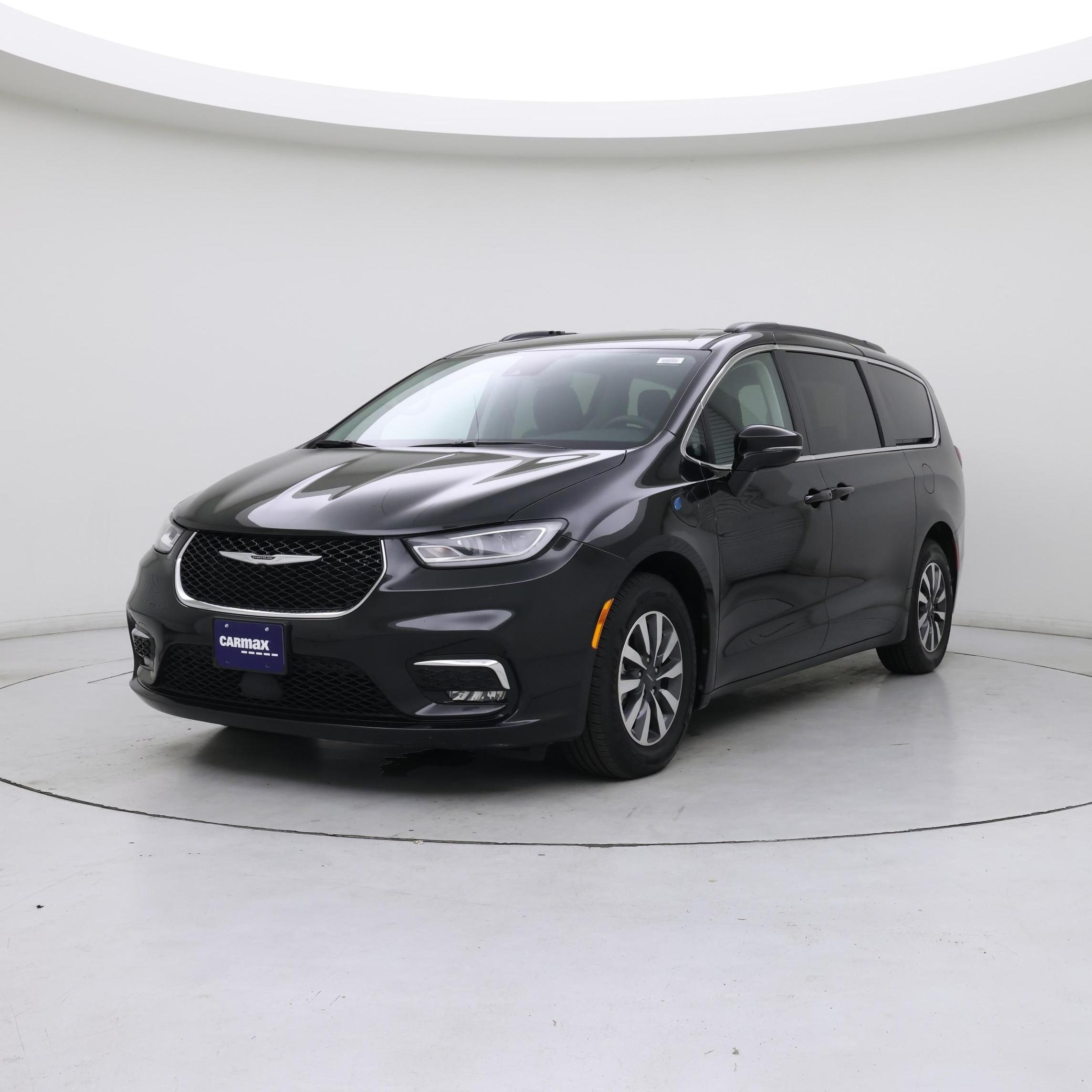 Thumbnail: 2022 Chrysler Pacifica - 4