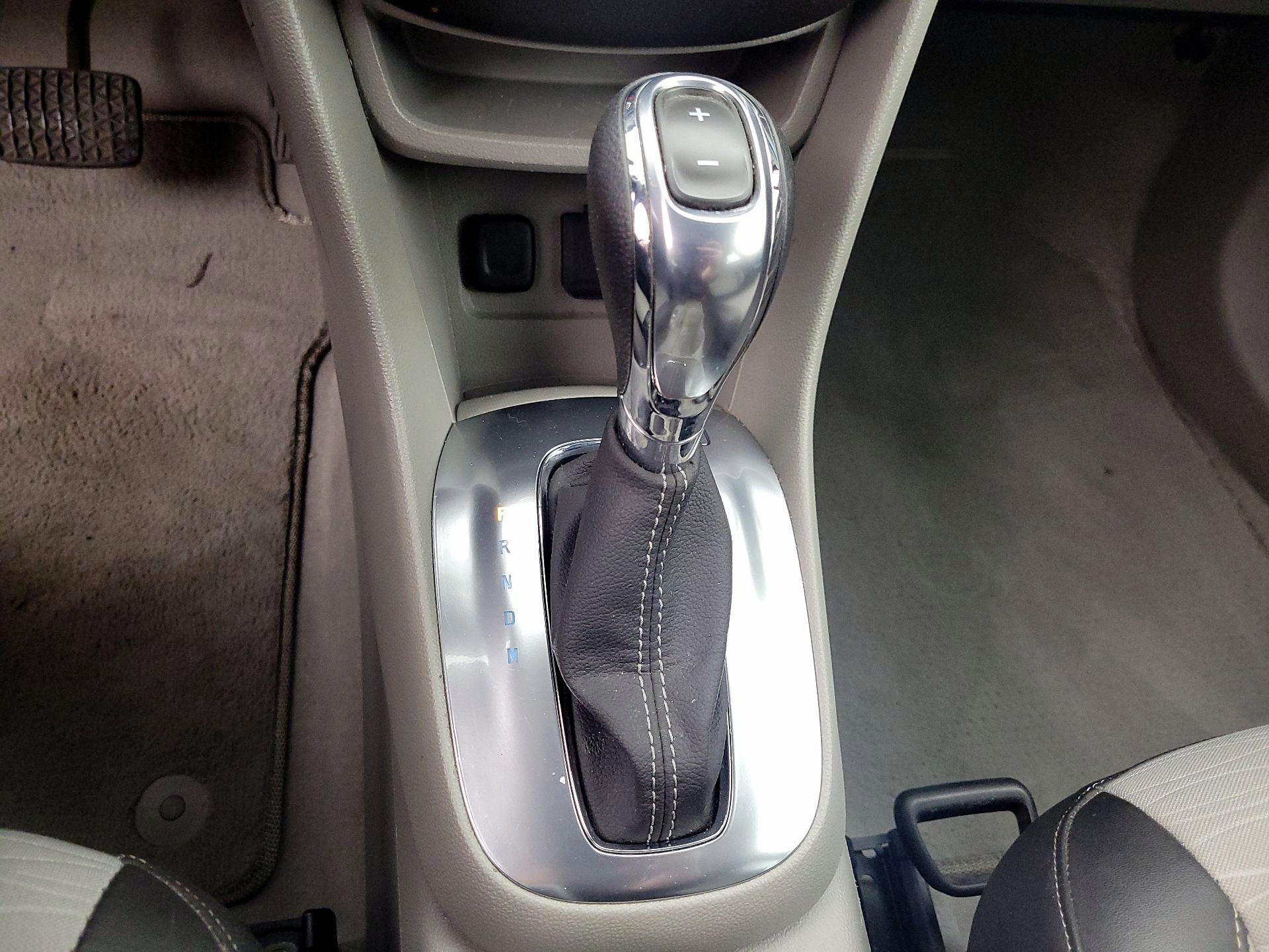 Thumbnail: 2015 Buick Encore - 17