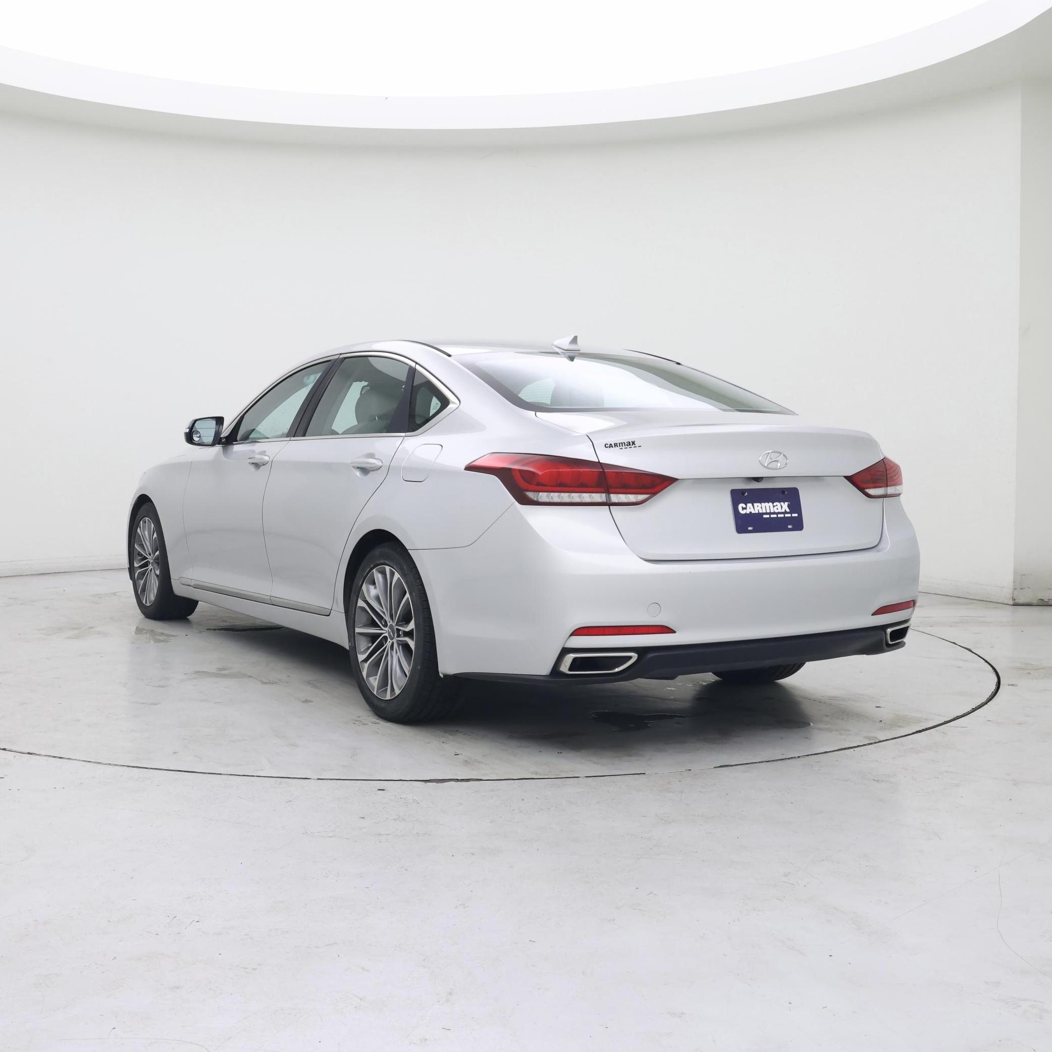 Thumbnail: 2015 Hyundai Genesis - 2