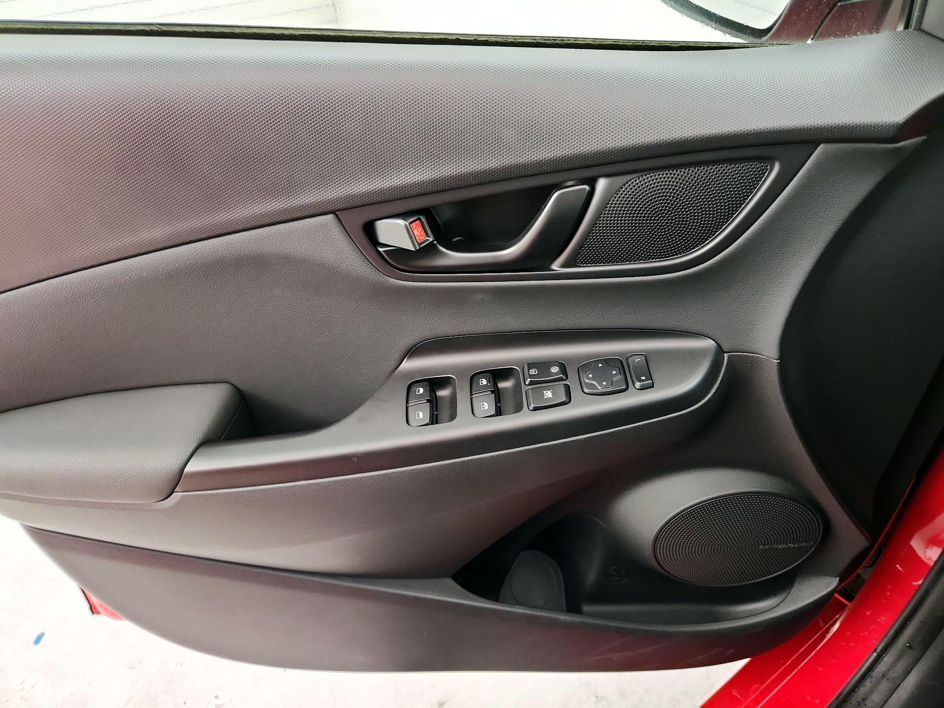 Thumbnail: 2022 Hyundai Kona - 12