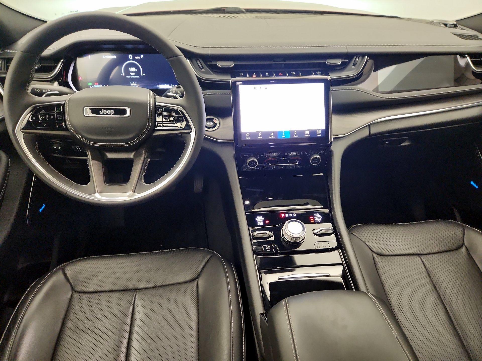 Thumbnail: 2023 Jeep Grand Cherokee L - 9