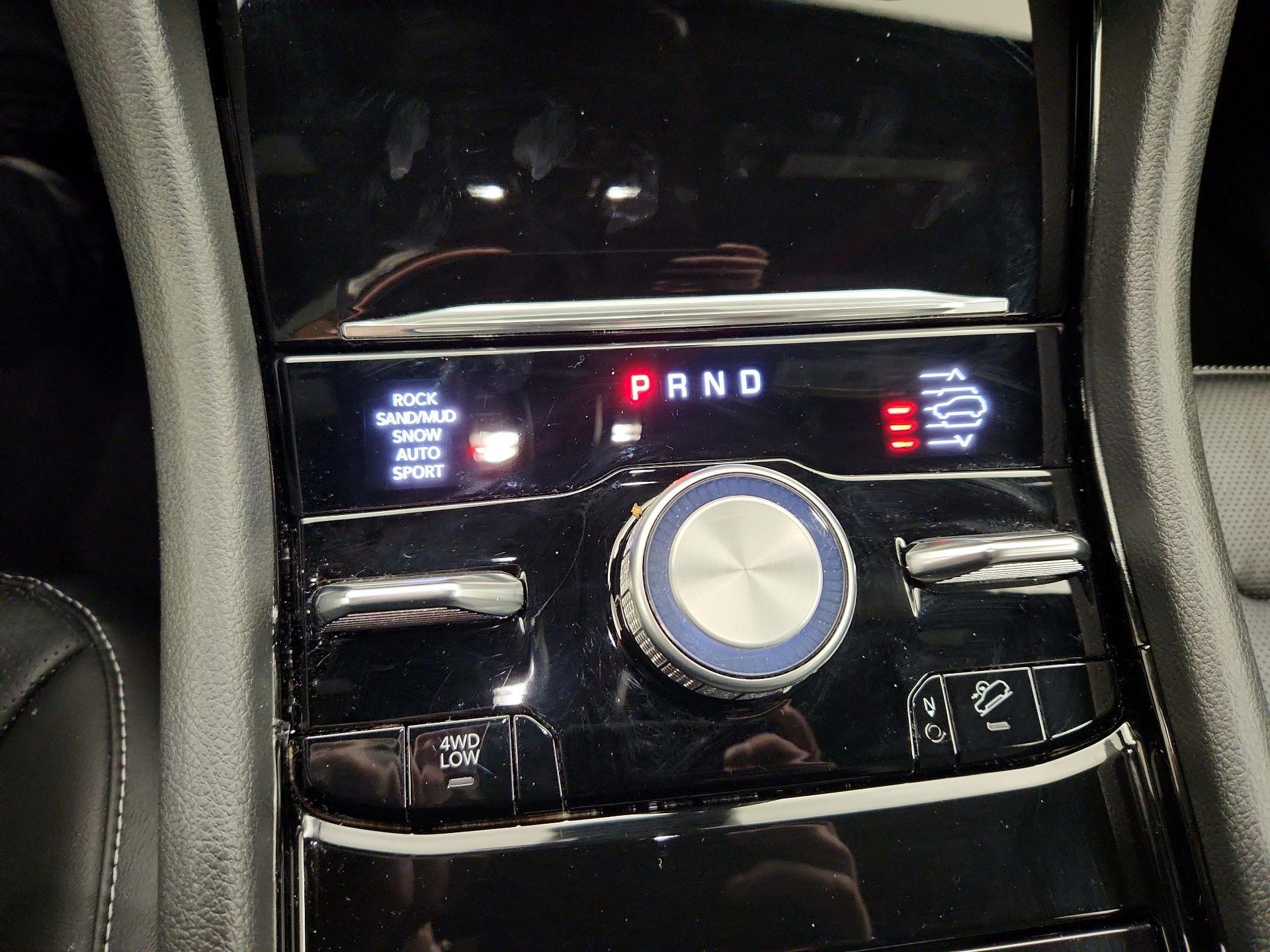 Thumbnail: 2023 Jeep Grand Cherokee L - 18