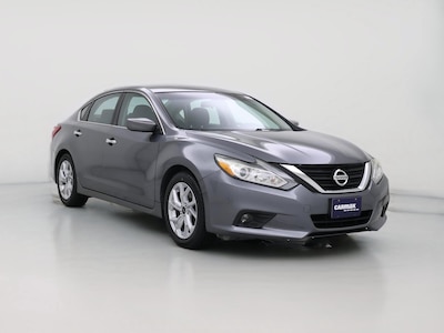 Gray 2017 Nissan Altima SV