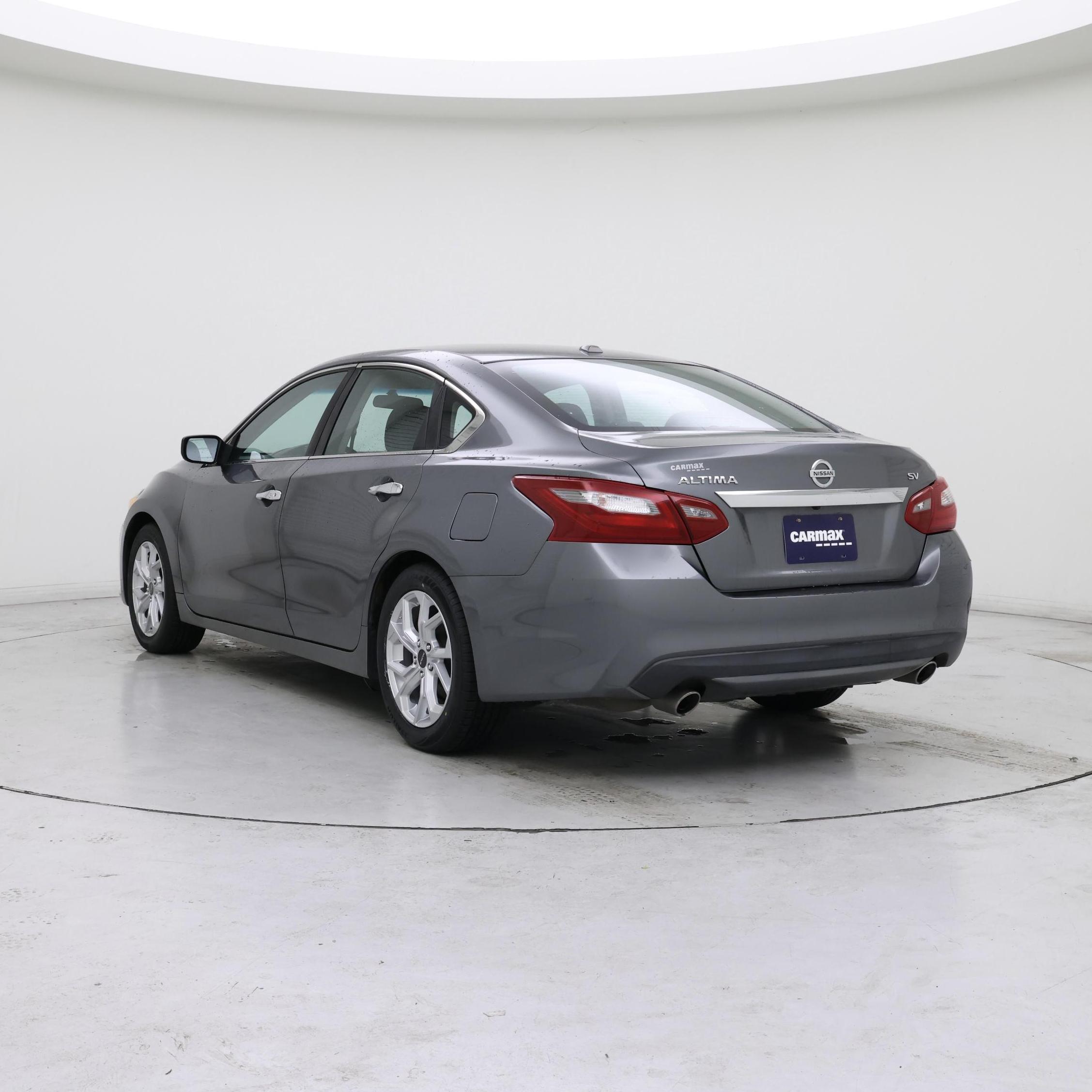 Thumbnail: 2017 Nissan Altima - 2