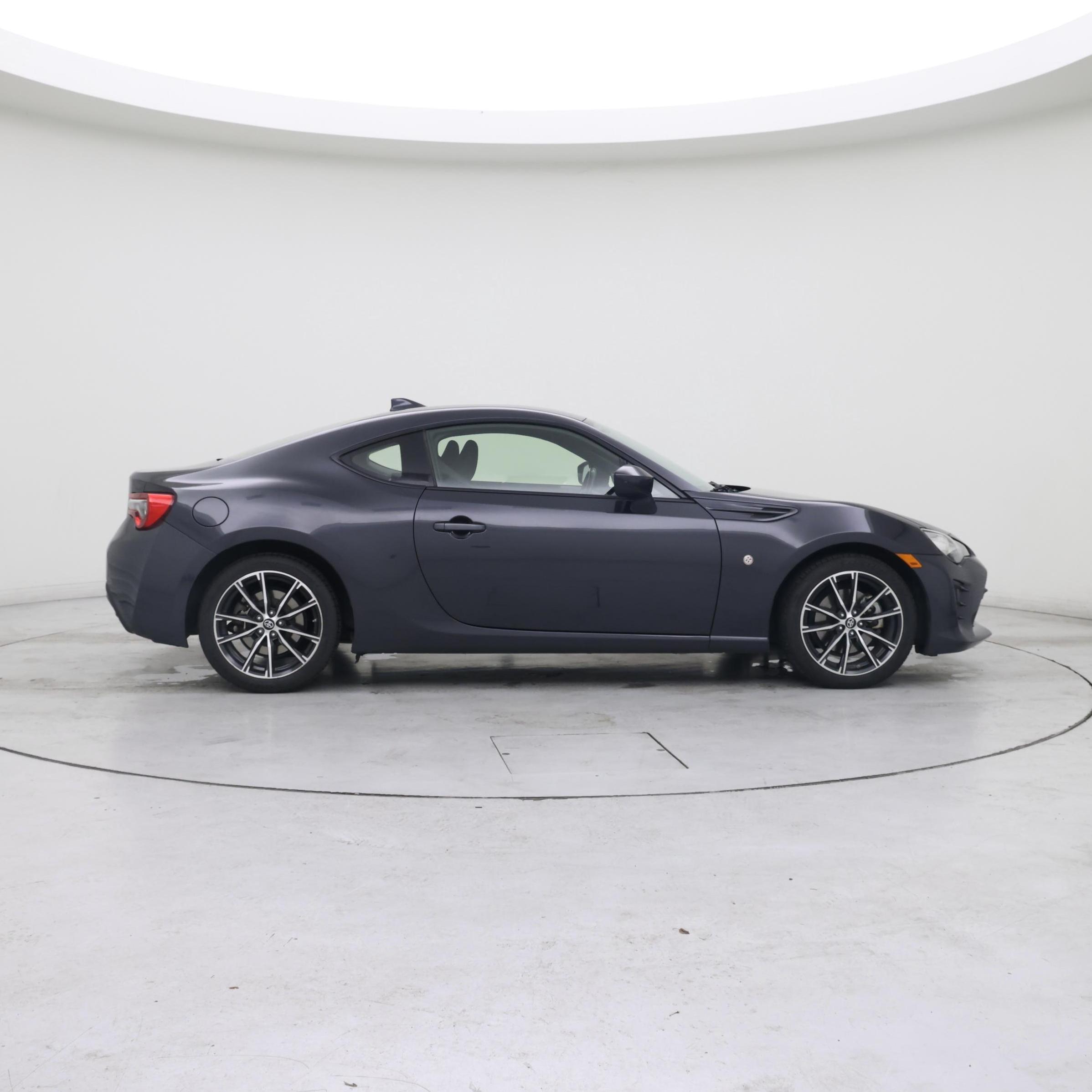 Thumbnail: 2017 Toyota 86 - 7