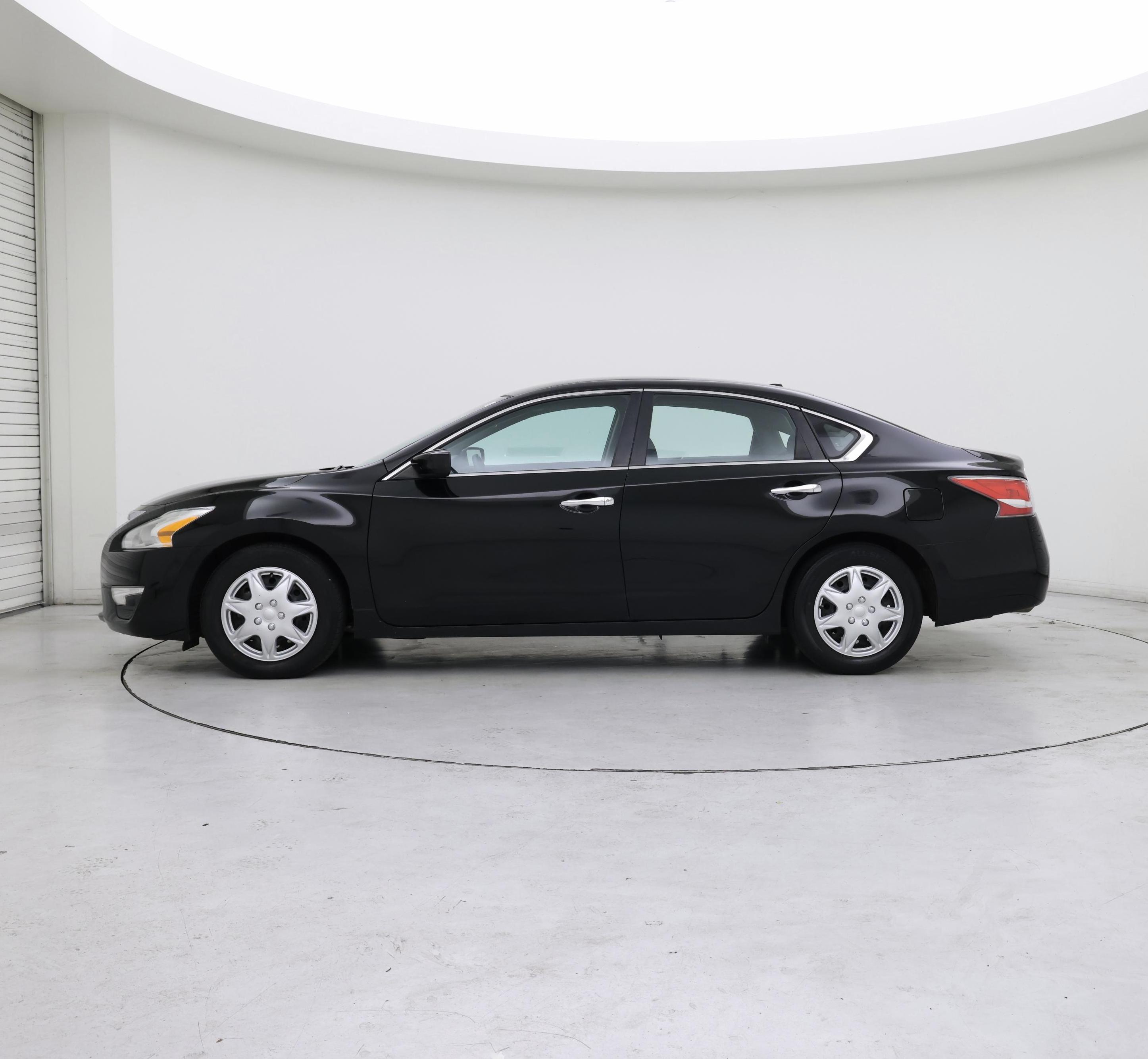 Thumbnail: 2015 Nissan Altima - 3