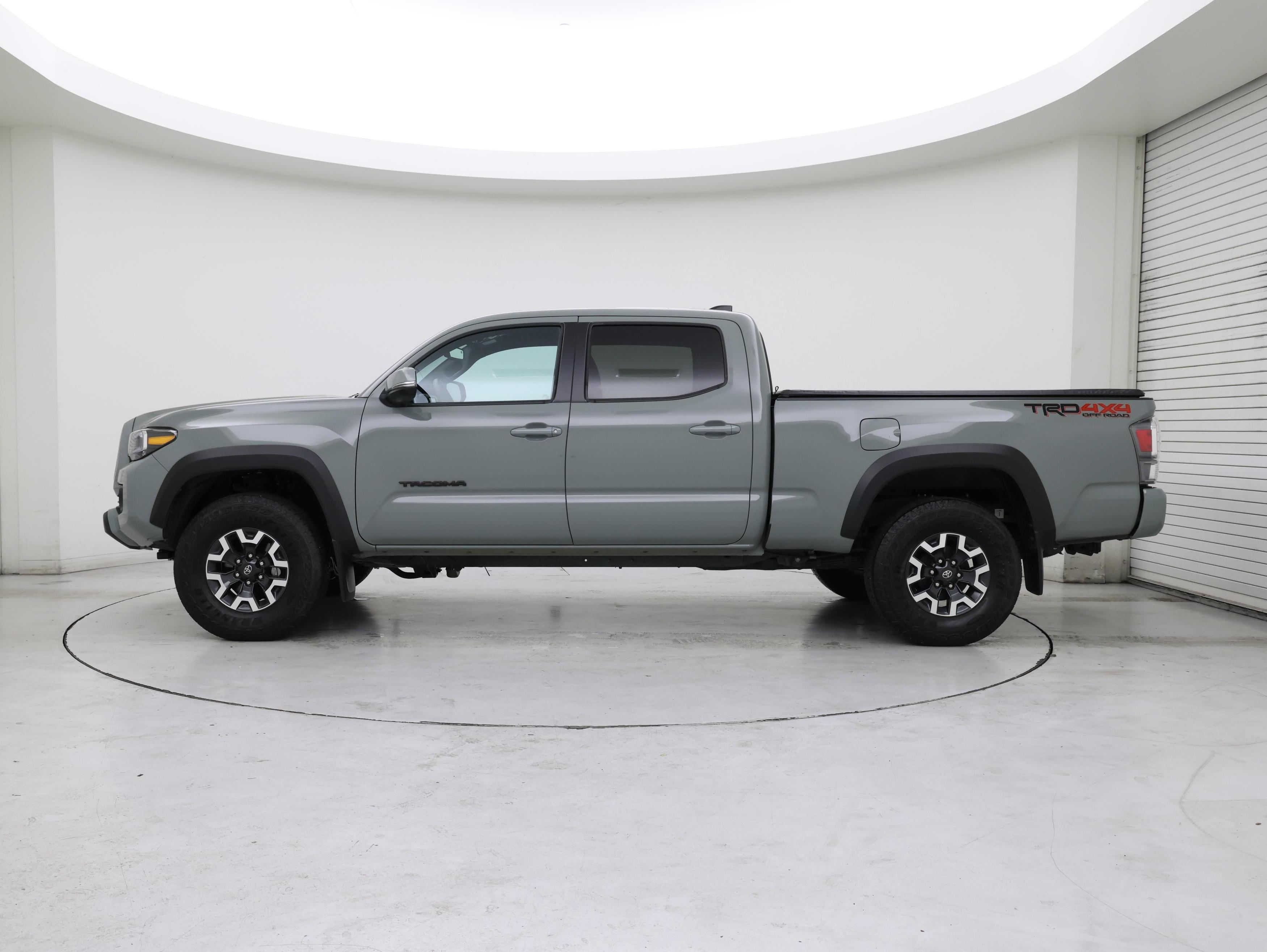 Thumbnail: 2023 Toyota Tacoma - 3
