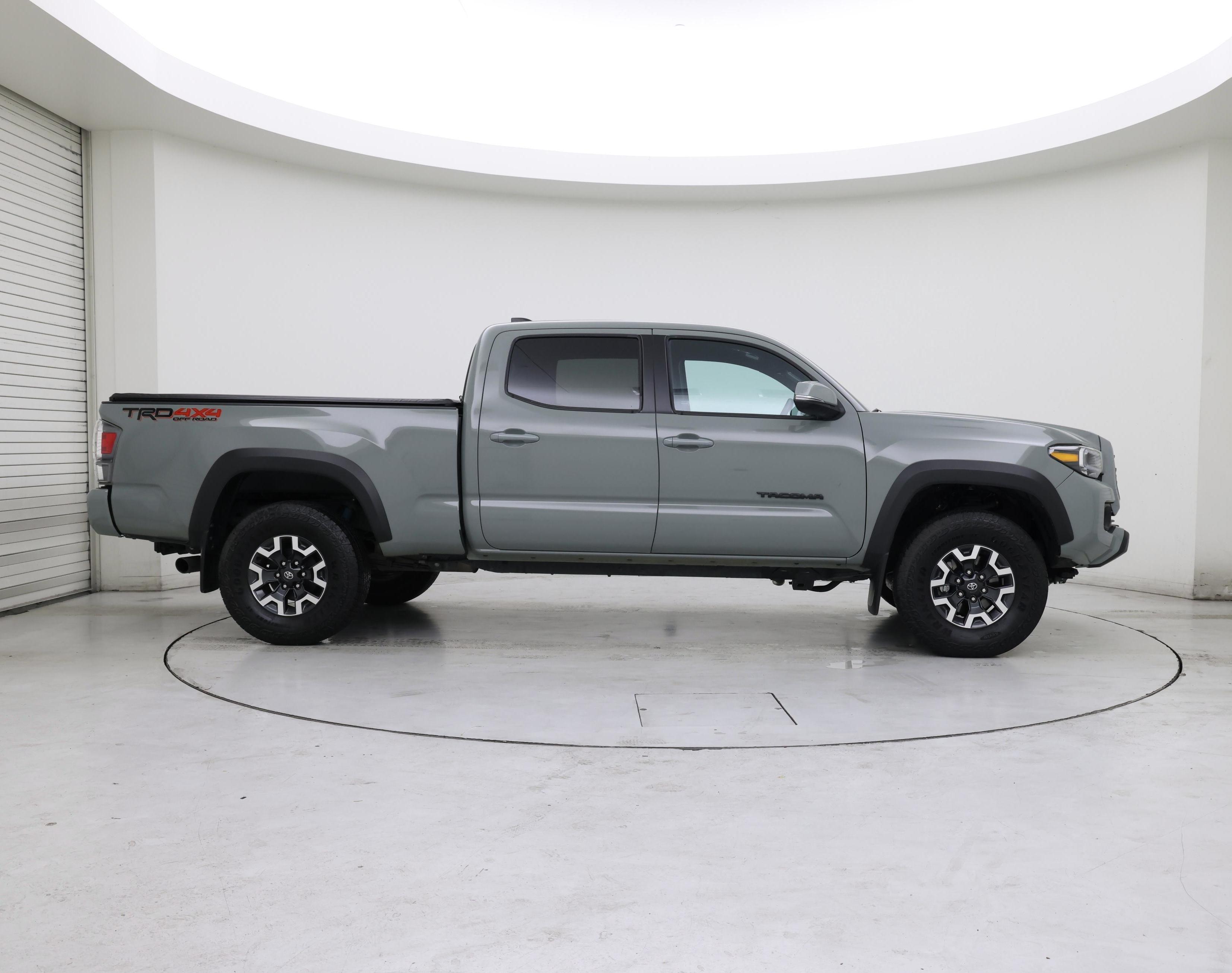 Thumbnail: 2023 Toyota Tacoma - 7