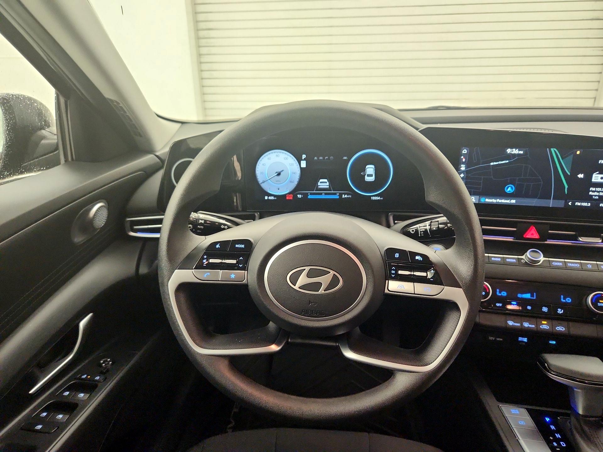 Thumbnail: 2024 Hyundai Elantra - 10