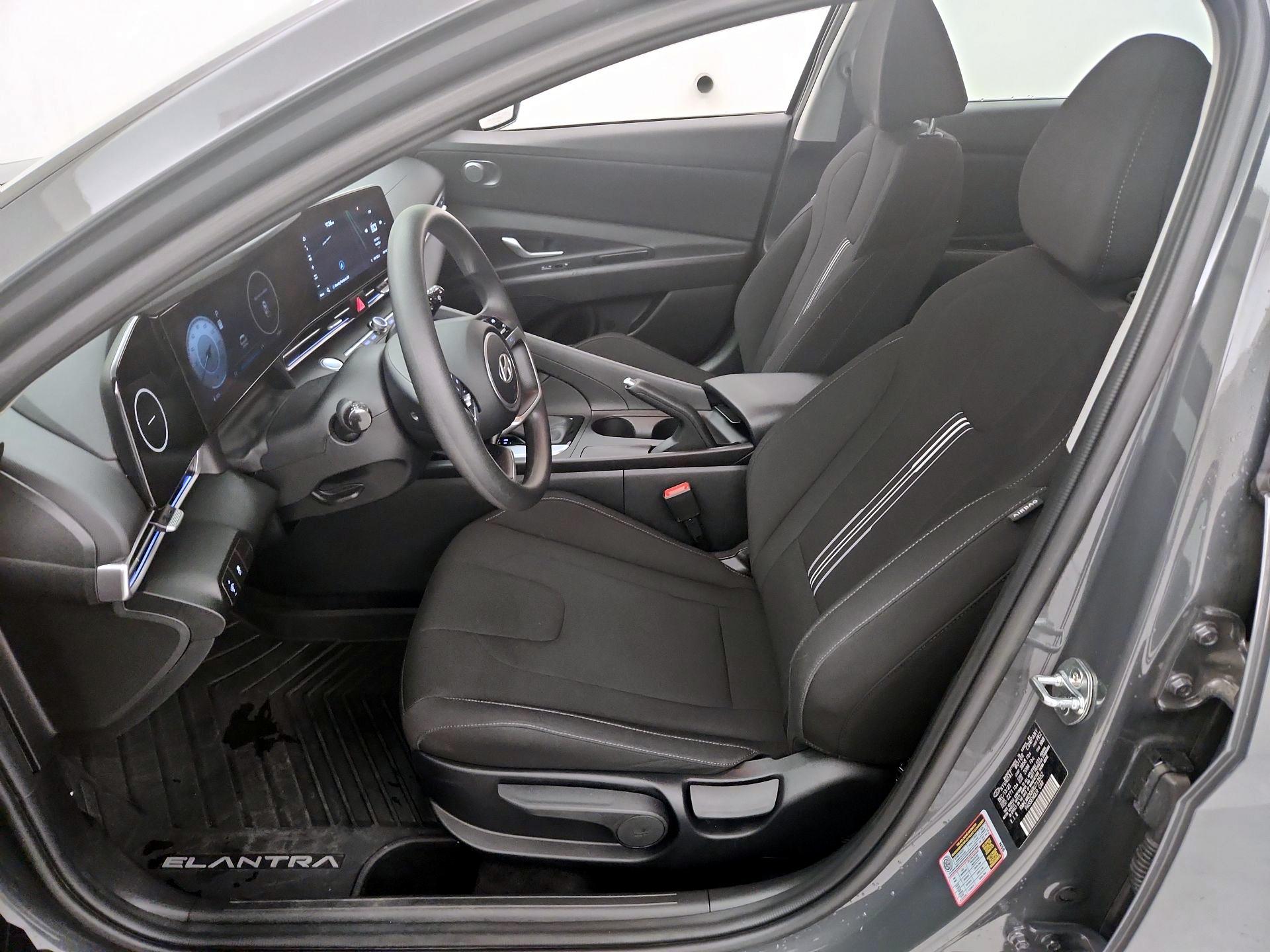 Thumbnail: 2024 Hyundai Elantra - 11